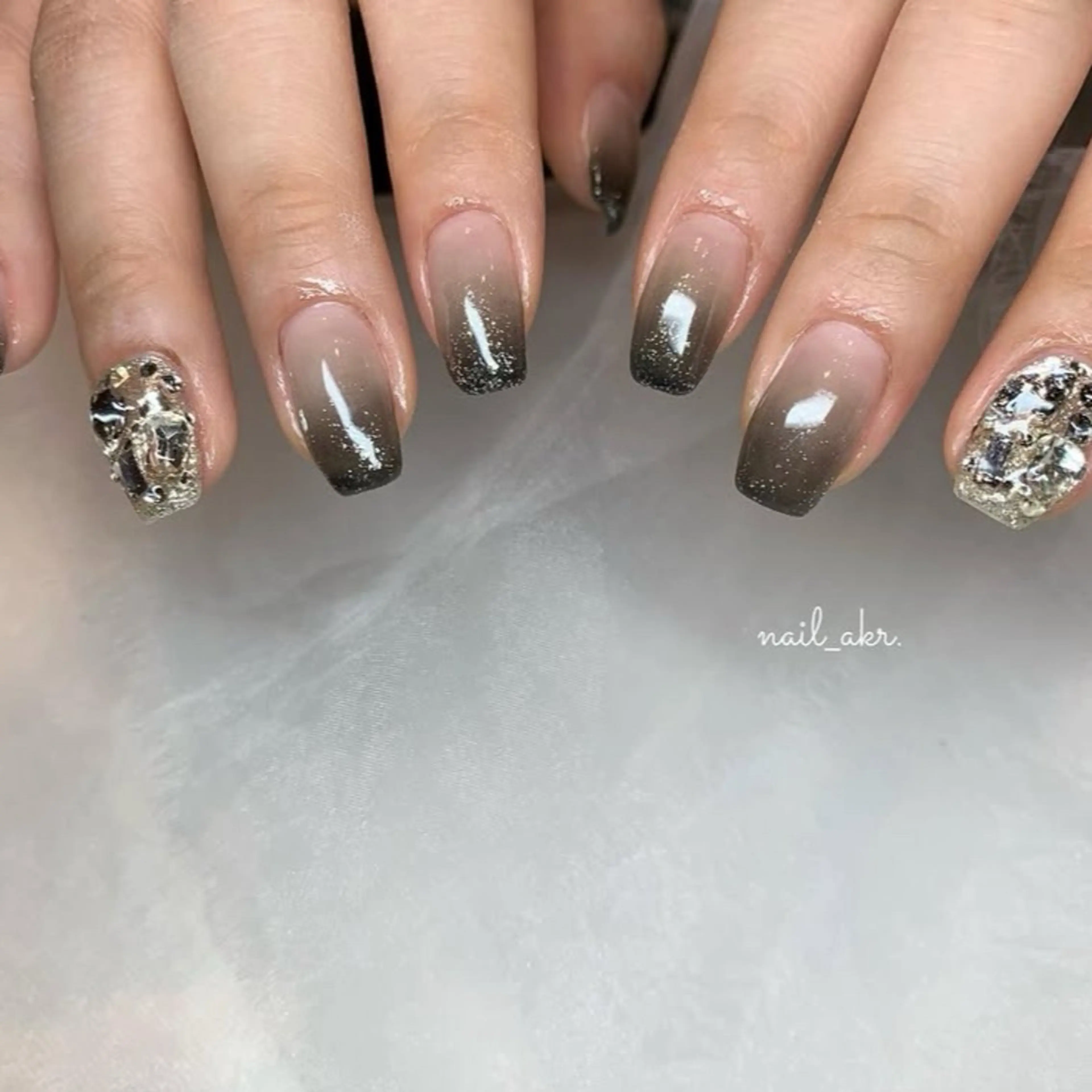 ネイル グラデーション nailAVANCE akariのネイルデザイン