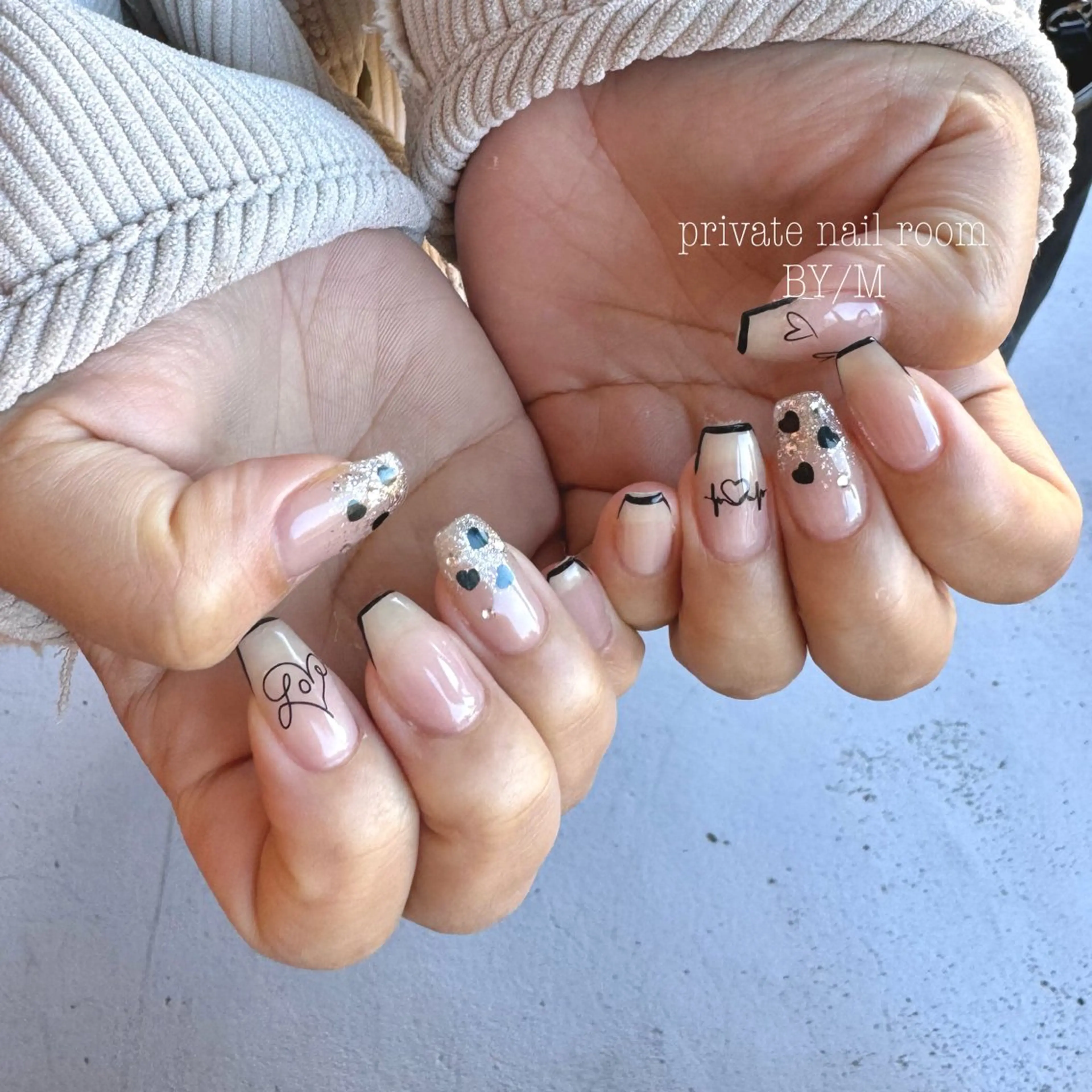 ネイル フレンチネイル ハート 持ち込み ハンドネイル BY / Mのネイルデザイン