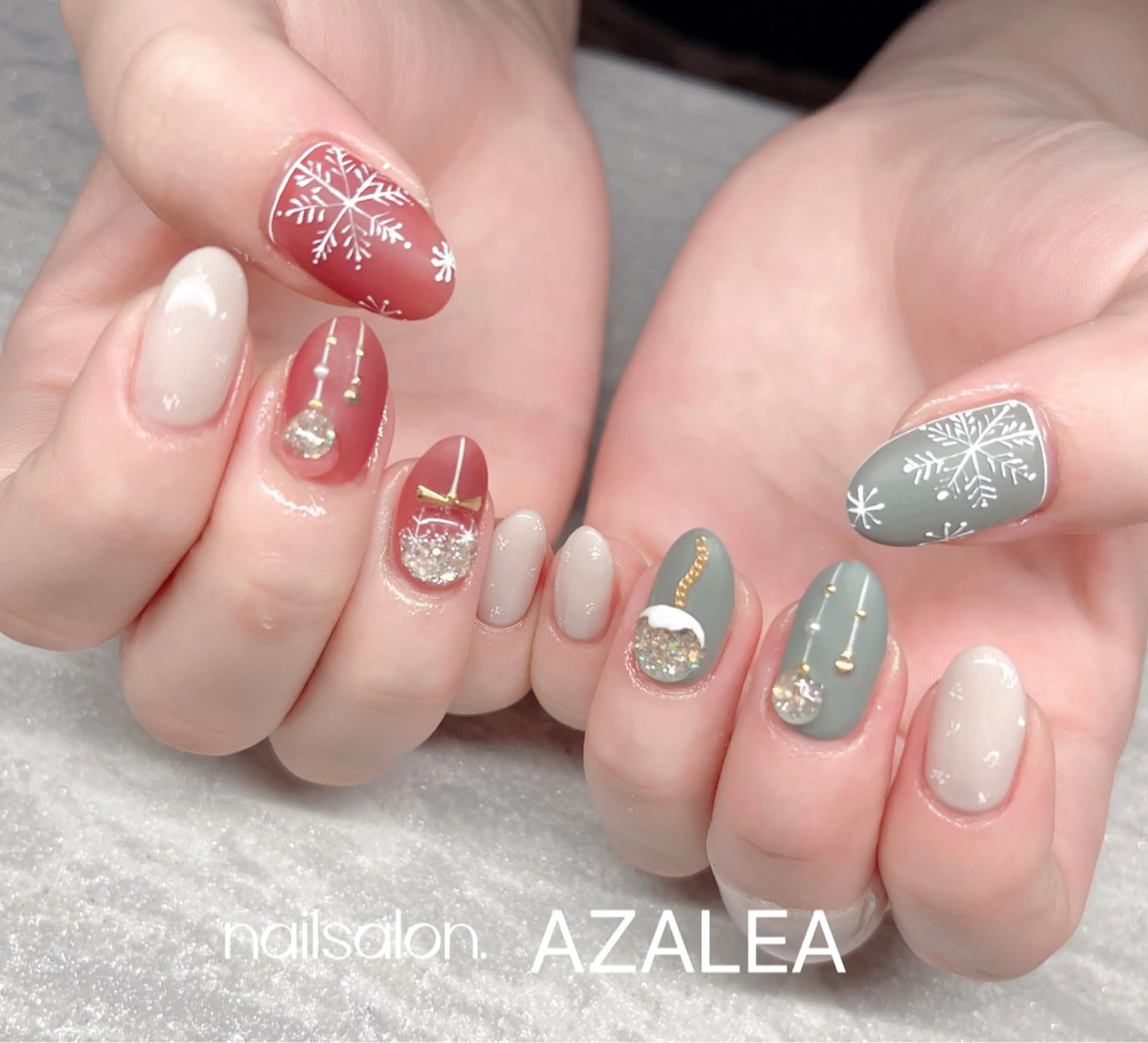 ネイル R inのネイルデザイン