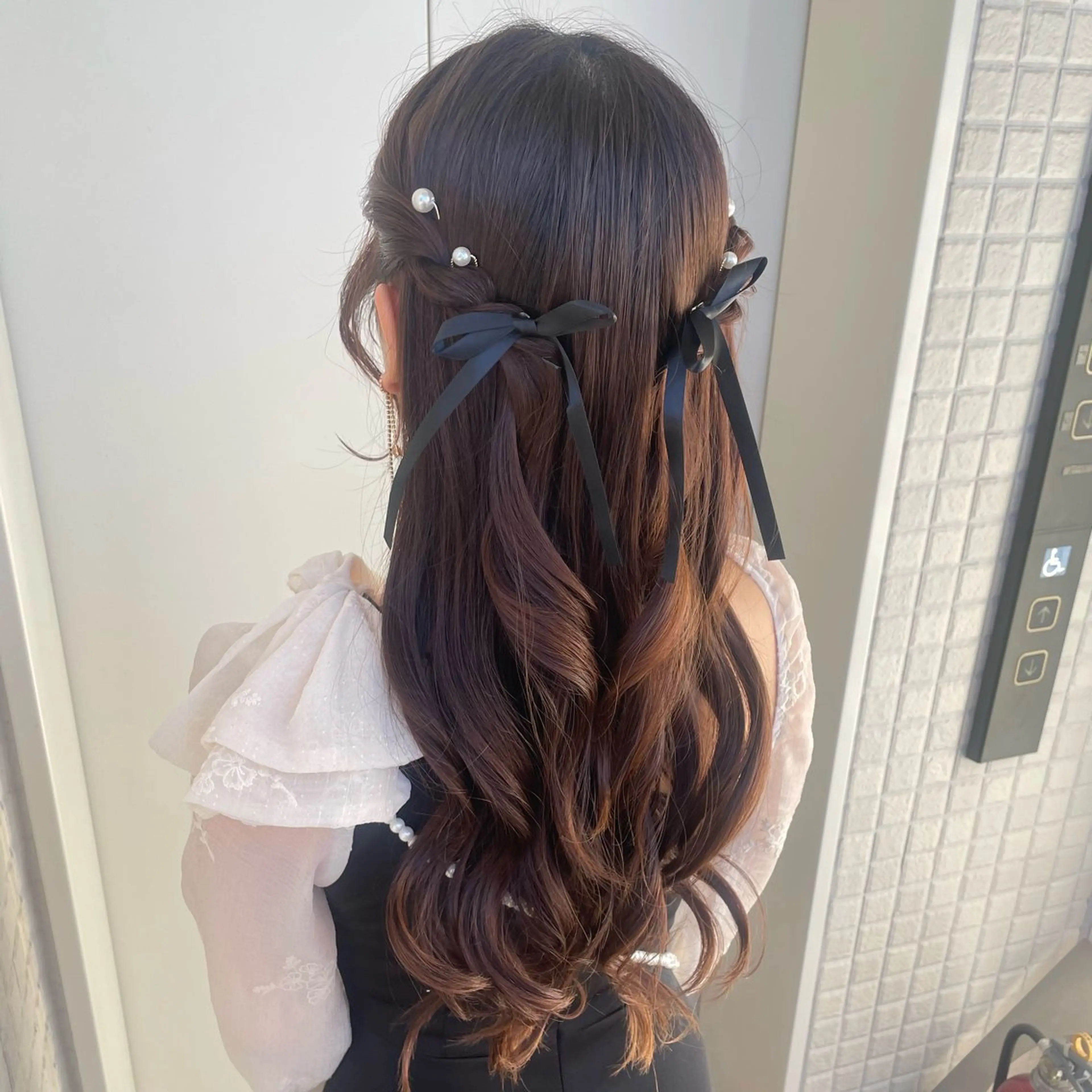 ヘアアレンジ ヘアセット 艶感カラー/オリーブ アレンジ：♡のヘアスタイル