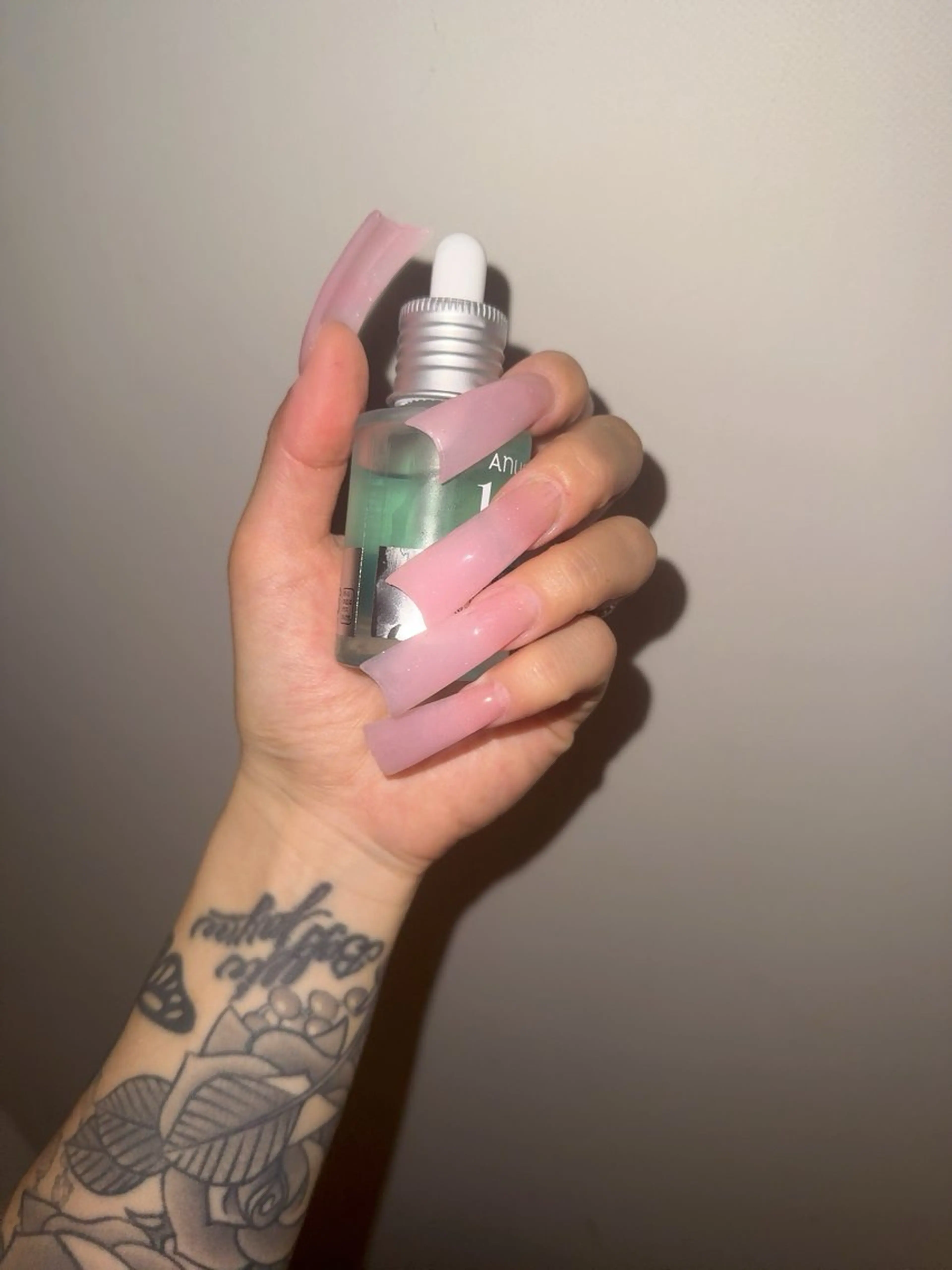 ネイル ハンドネイル ハンドケア ONIKA Nail 表参道A4徒歩3分のネイルデザイン