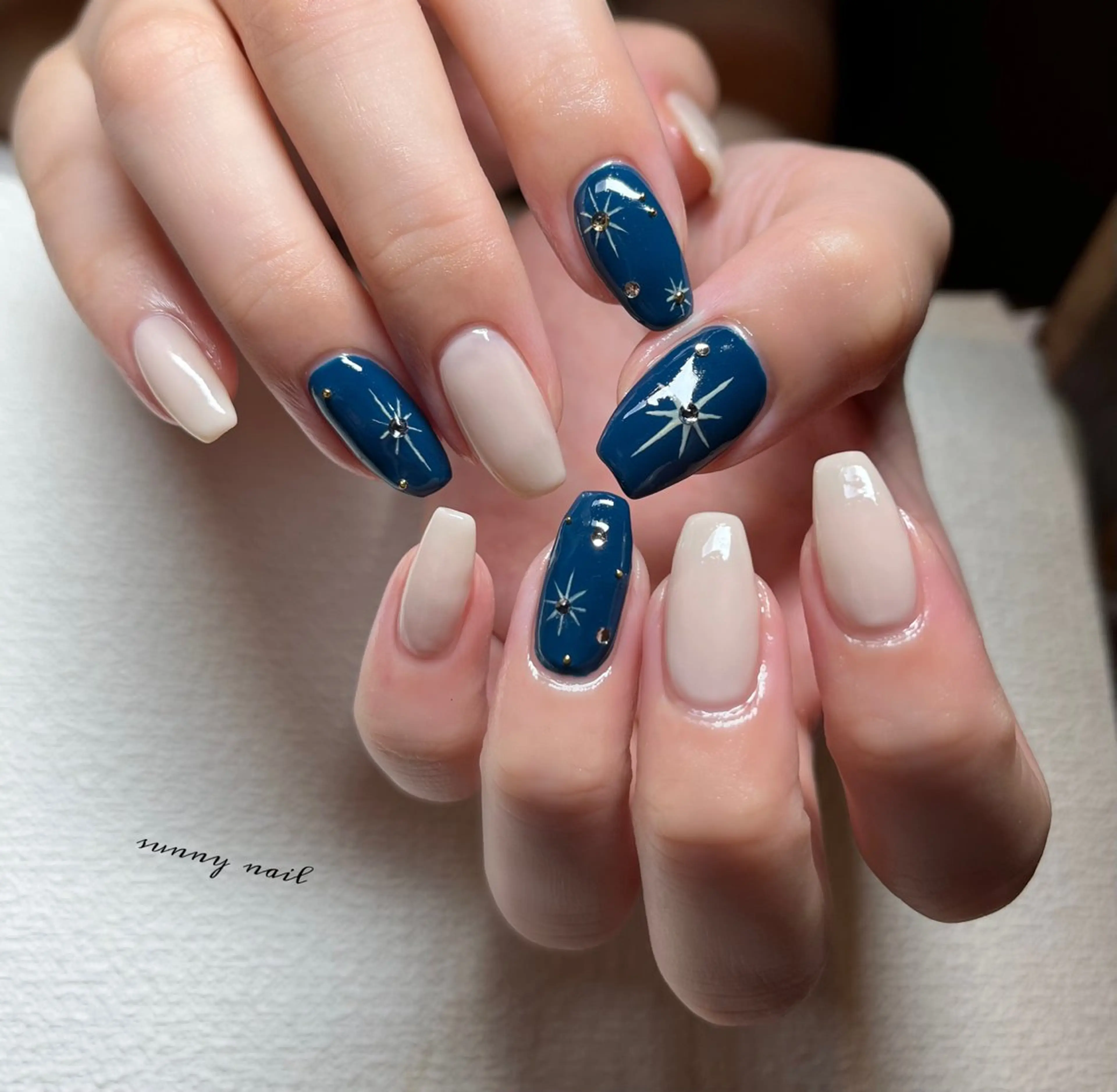 ネイル アートネイル ジェルネイル ネイビー パラジェル sunny nailのネイルデザイン