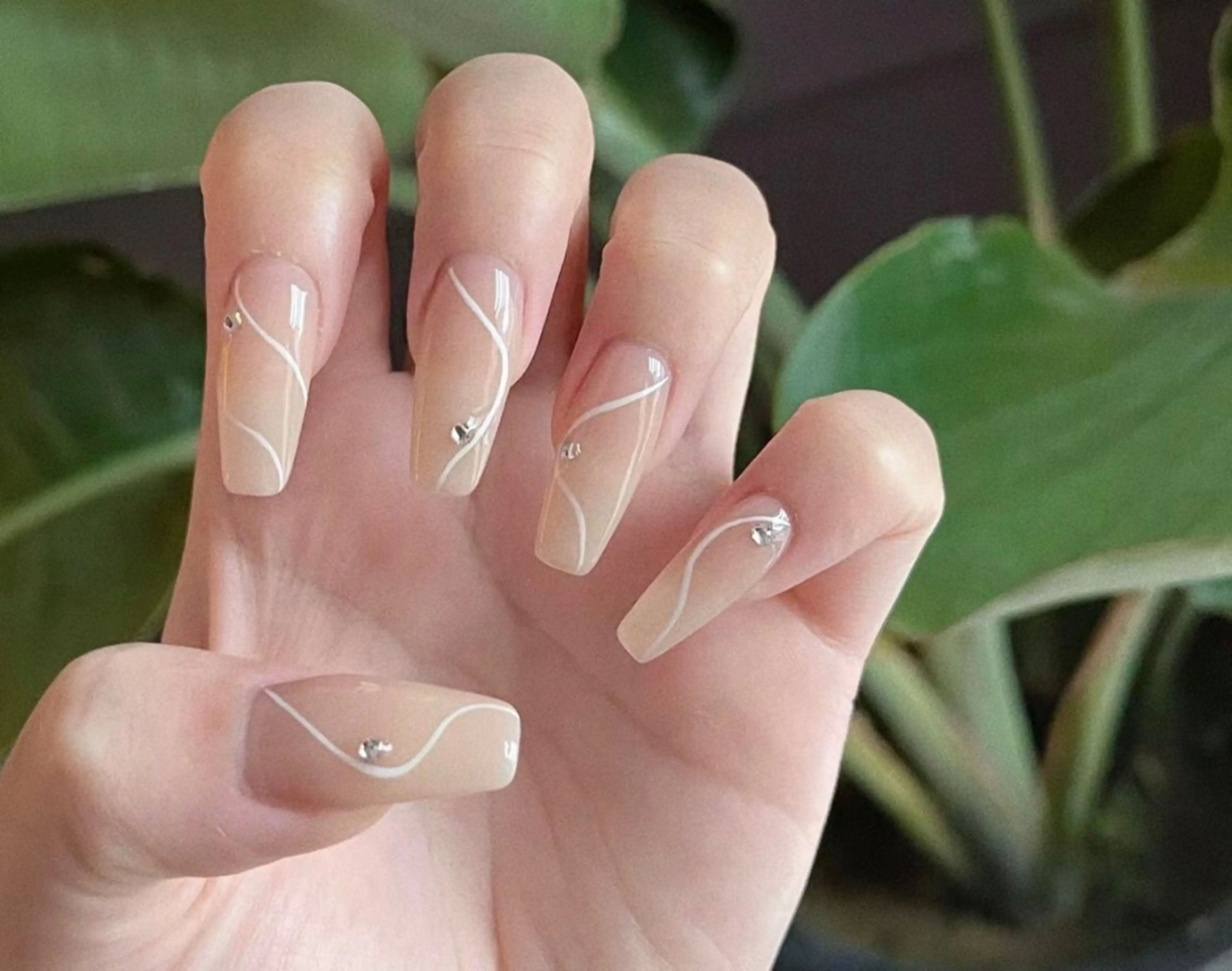 ネイル ハンドネイル エリ🫧 nail池袋東口のネイルデザイン