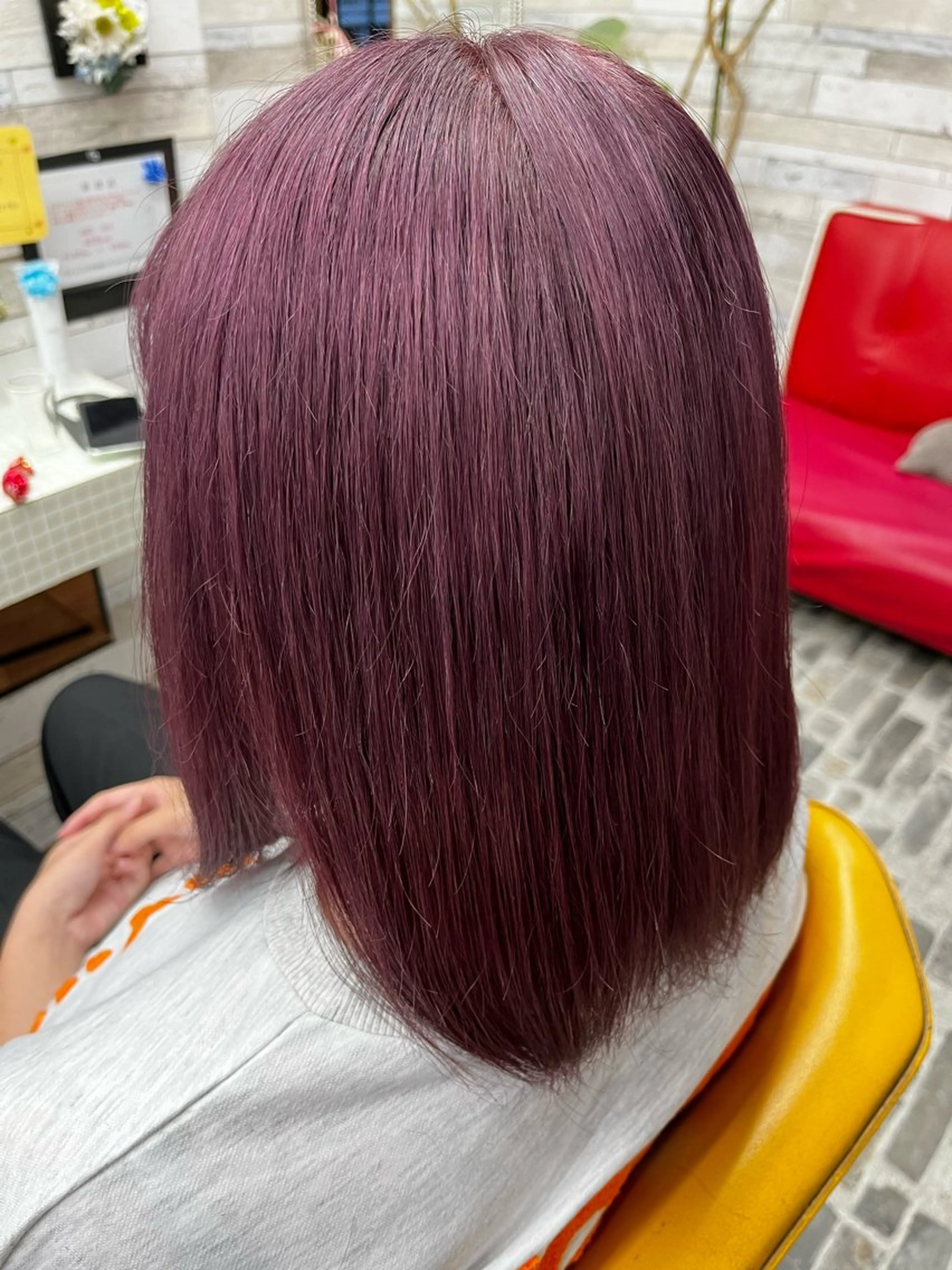ミディアム カラー ブリーチ ルビー バイオレットカラー 大坪 拓斗のヘアスタイル