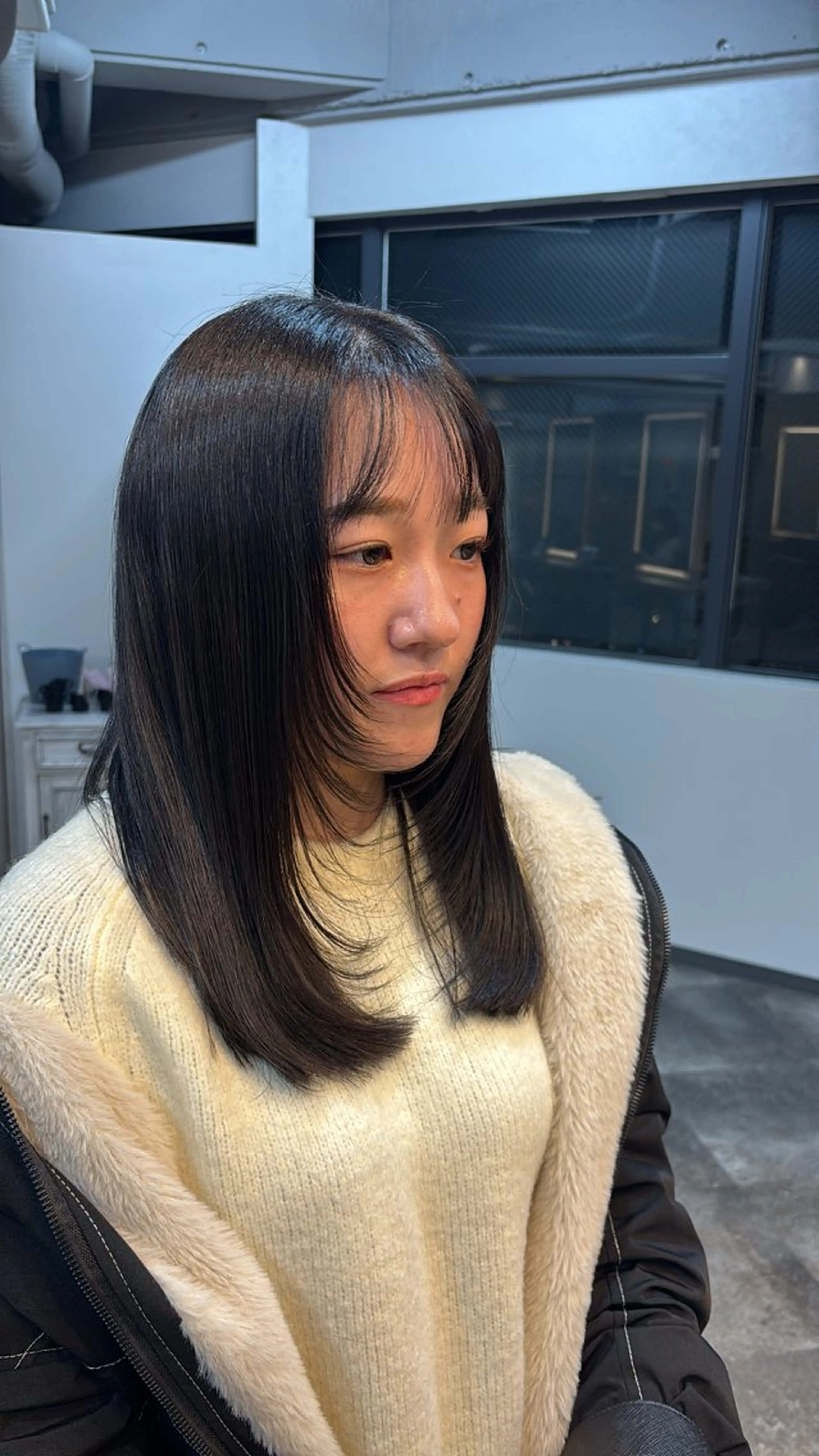 カラー カット ヘアカラー トリートメント レイヤー✂︎ぷつボブ 艶カラー🤍noaのヘアスタイル