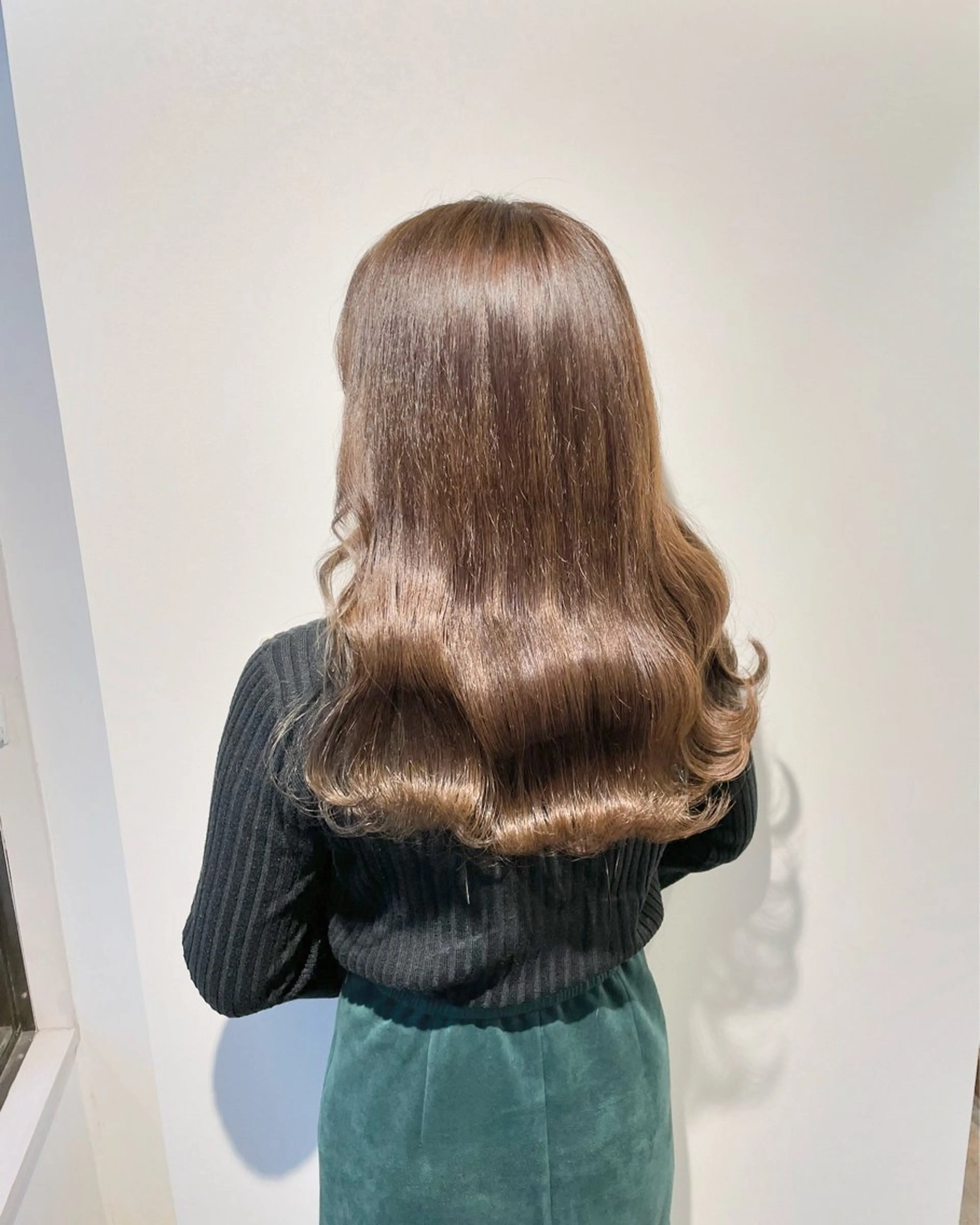 セミロング 宝塚南口徒歩2分 ルイスのヘアスタイル