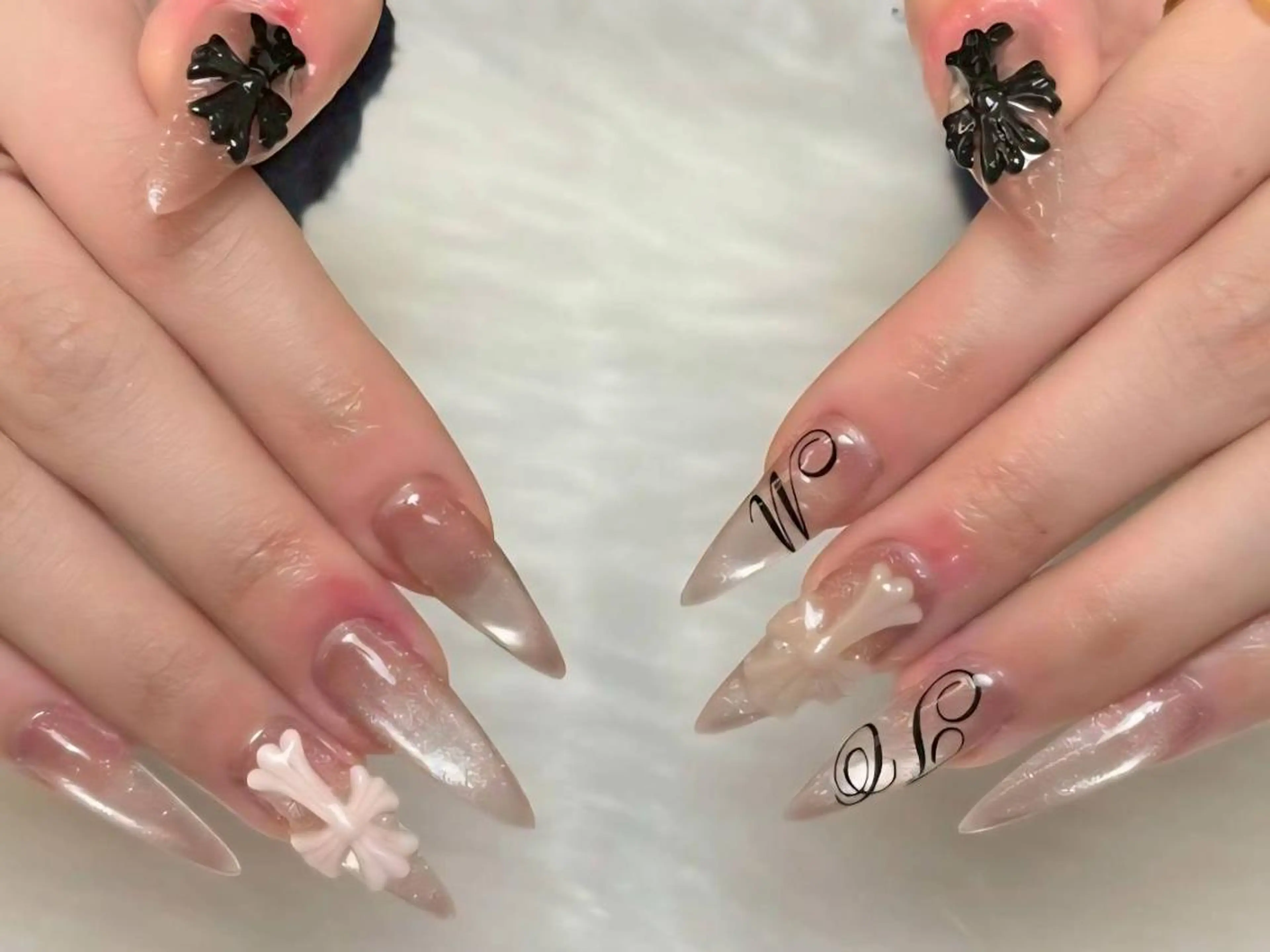 ネイル ジェルネイル 韓国ネイル パラジェル ワンホンネイル MIHANA Jr Nailistのネイルデザイン