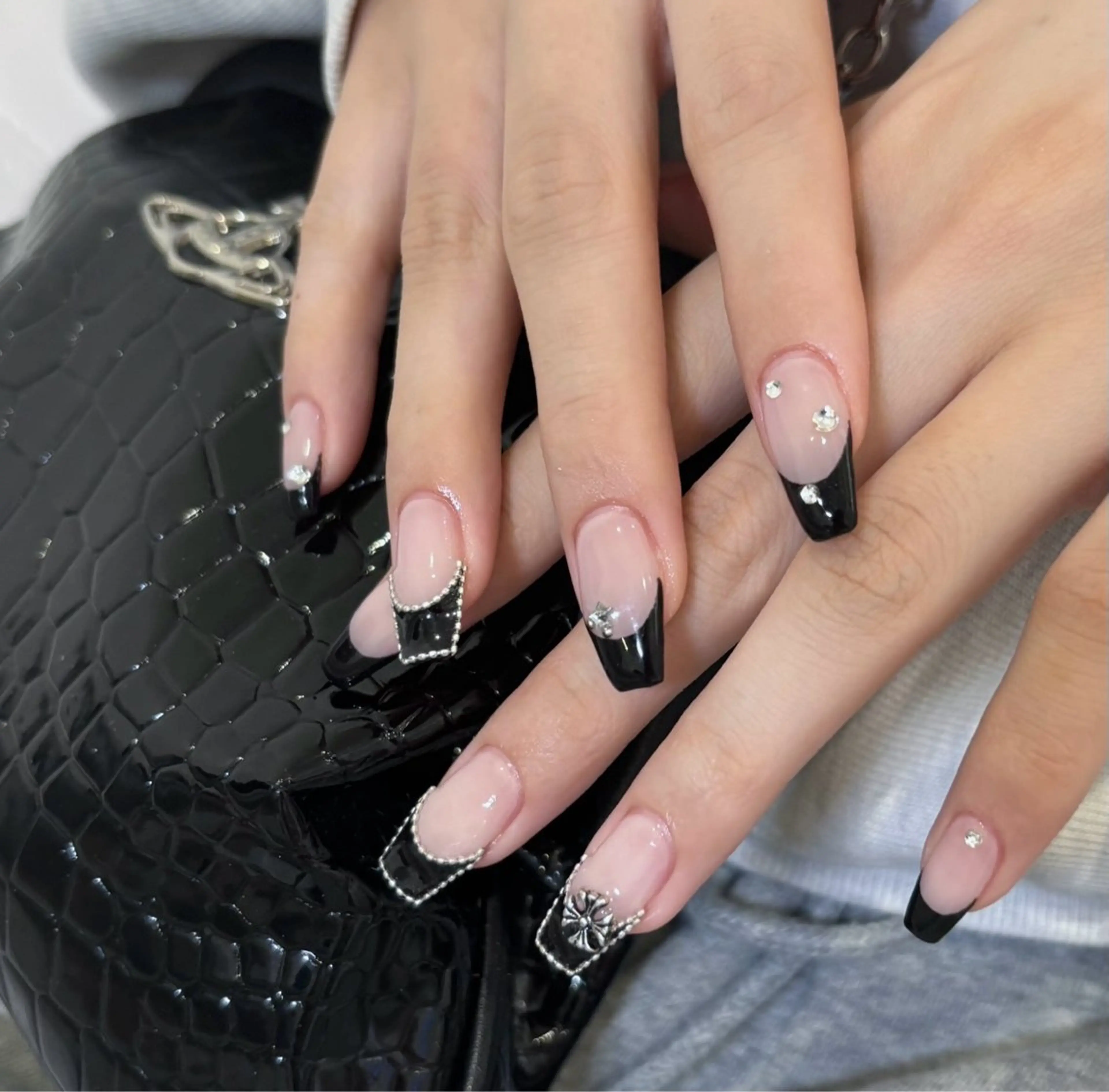 ネイル ハンドネイル ︎✧韓国/ワンホン myu︎✧のネイルデザイン