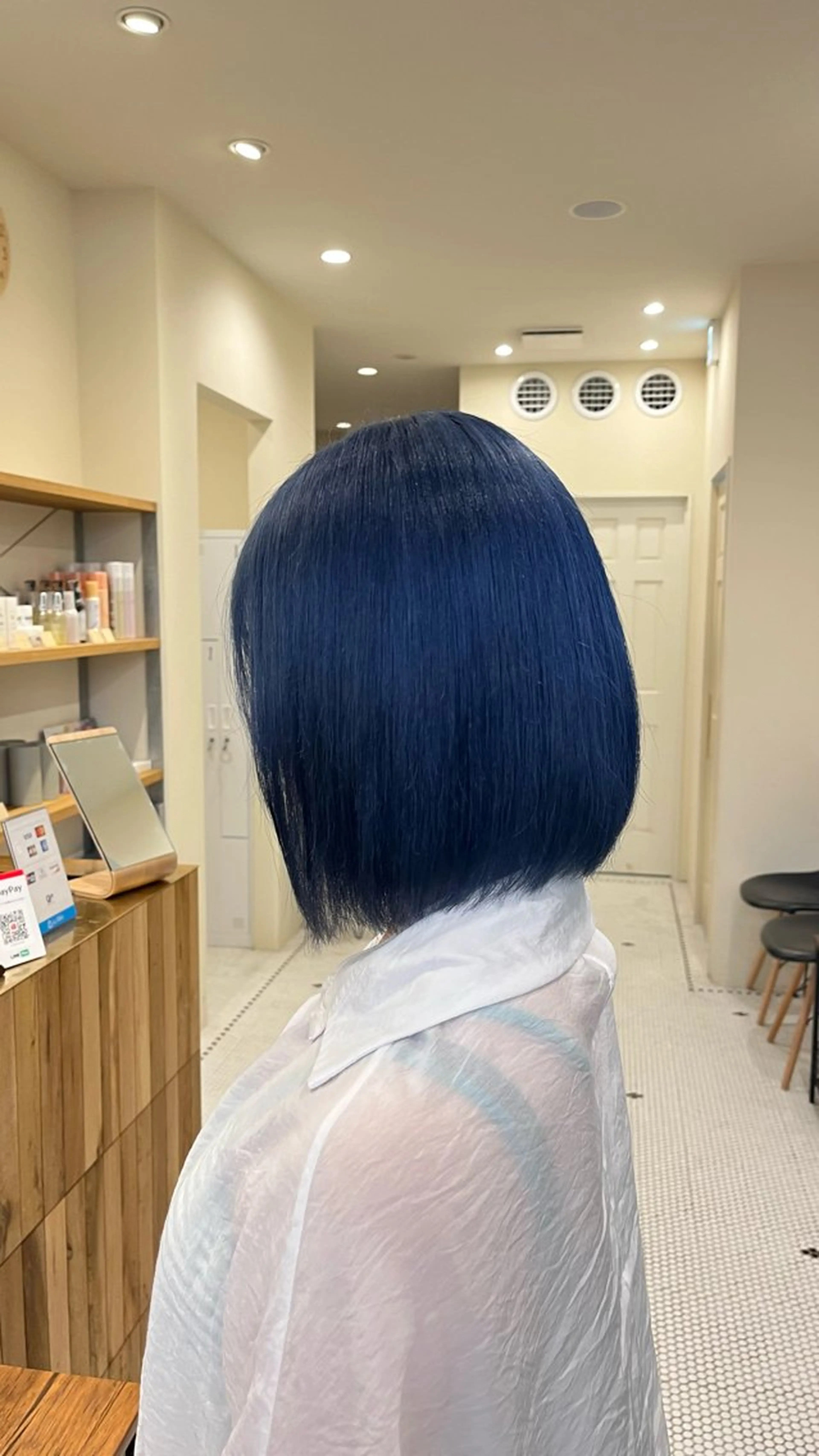 ショート ヘアカラー マアヤ/ハイトーン /ハイレイヤーのヘアスタイル