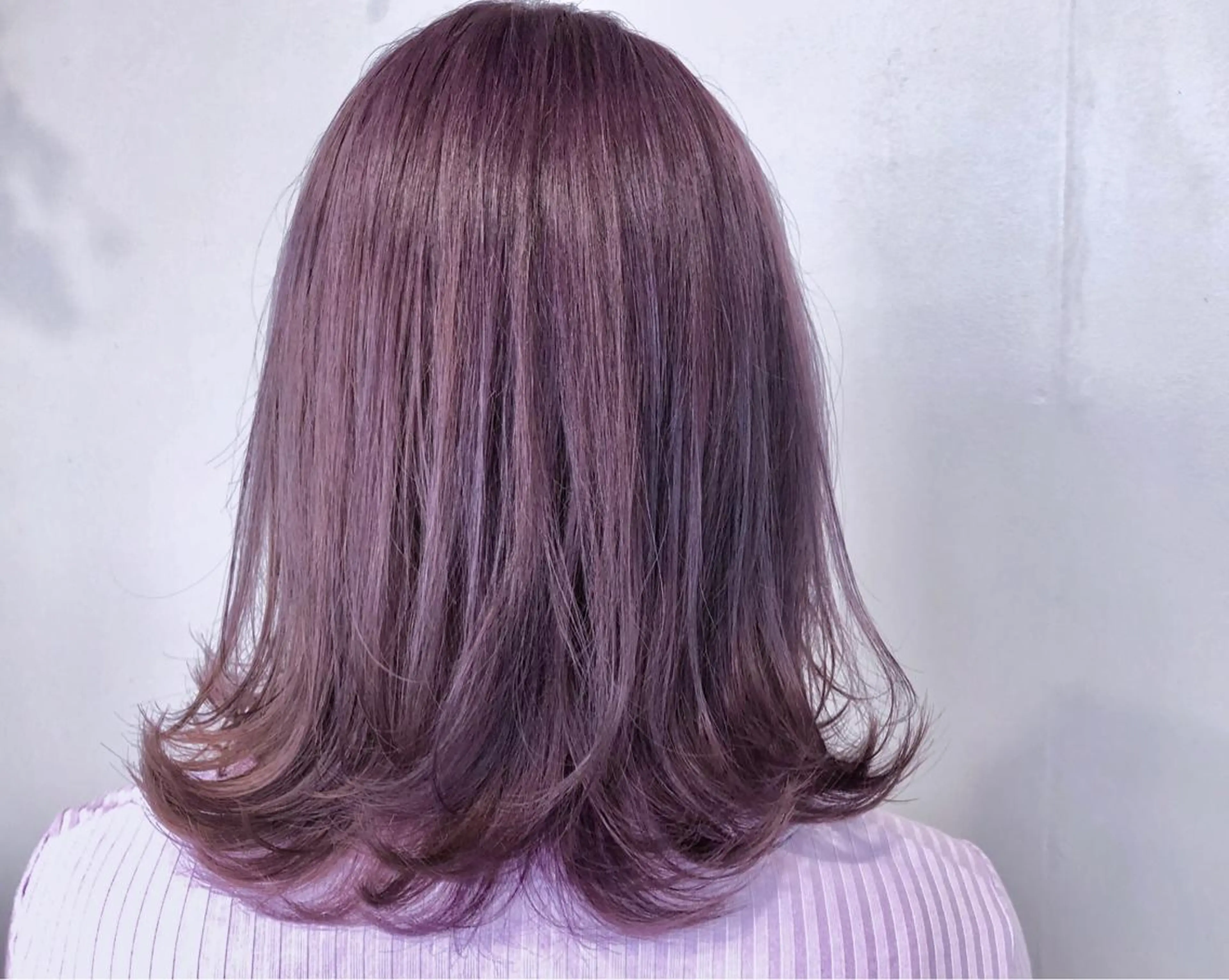 ミディアム カラー VIRETTA 【ヴィレッタ】のヘアスタイル