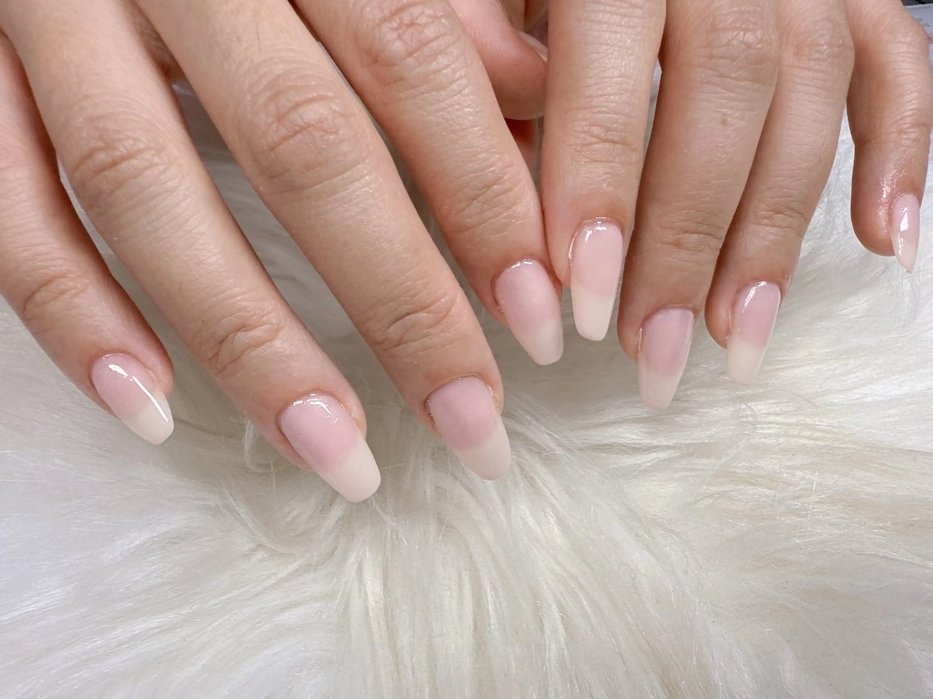 ネイル Amoureuse Satomiのネイルデザイン