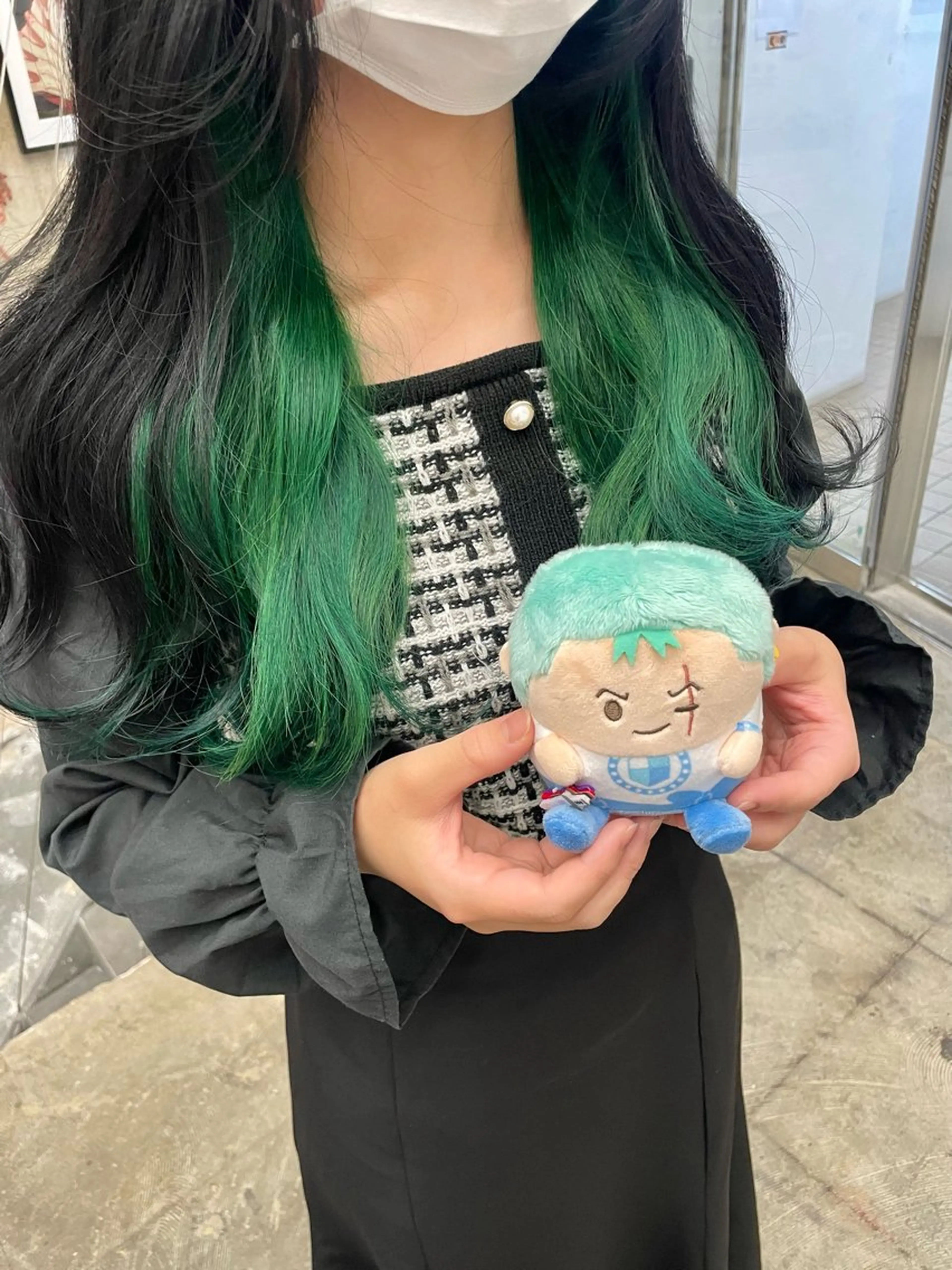 ロング カラー インナーカラー 推し ブリーチ  髪質改善のヘアスタイル