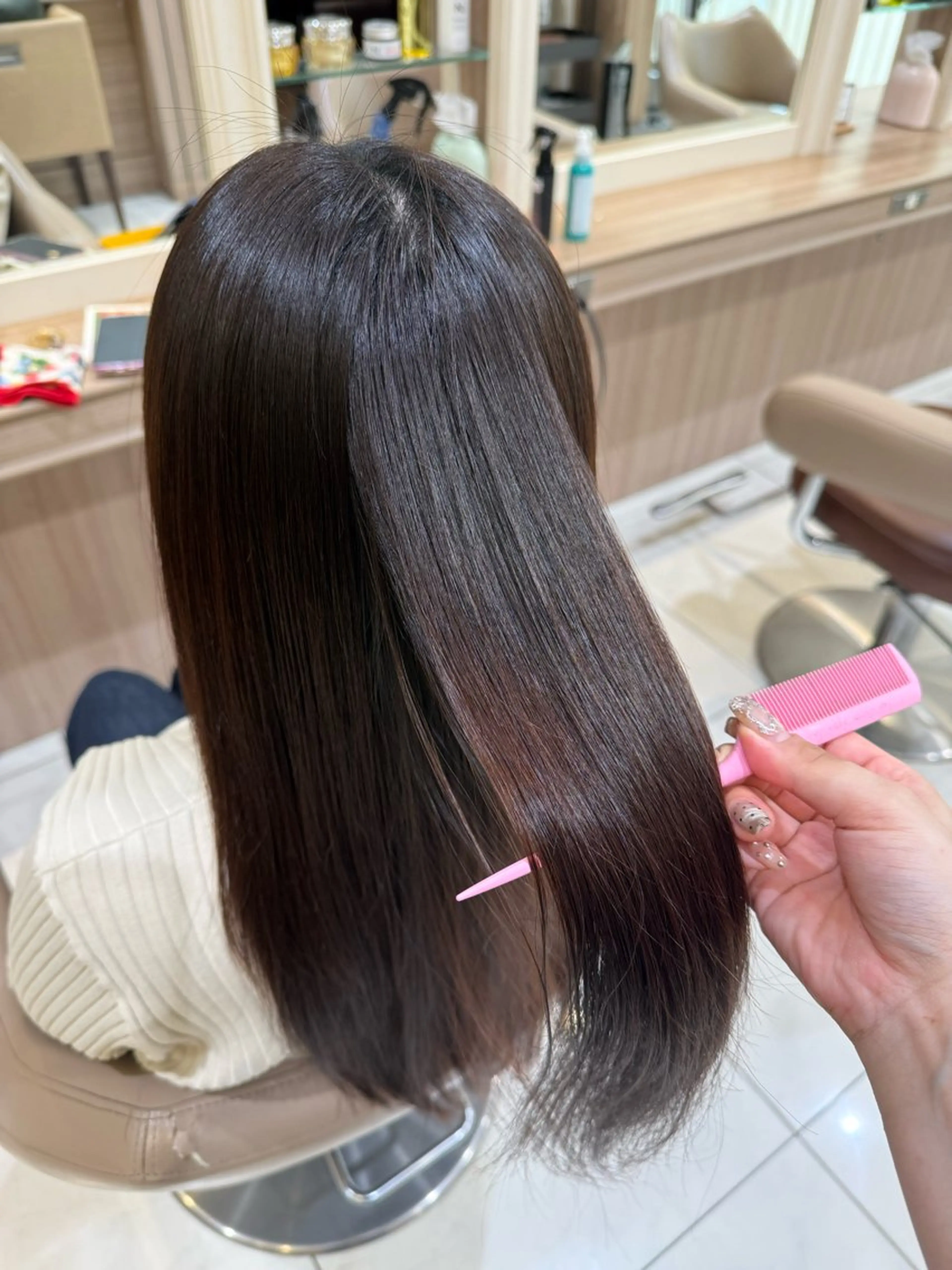 セミロング パーマ カット 縮毛矯正 トリートメント 韓国ヘアメイク🎀/ 縮毛矯正✨山本媛香のヘアスタイル