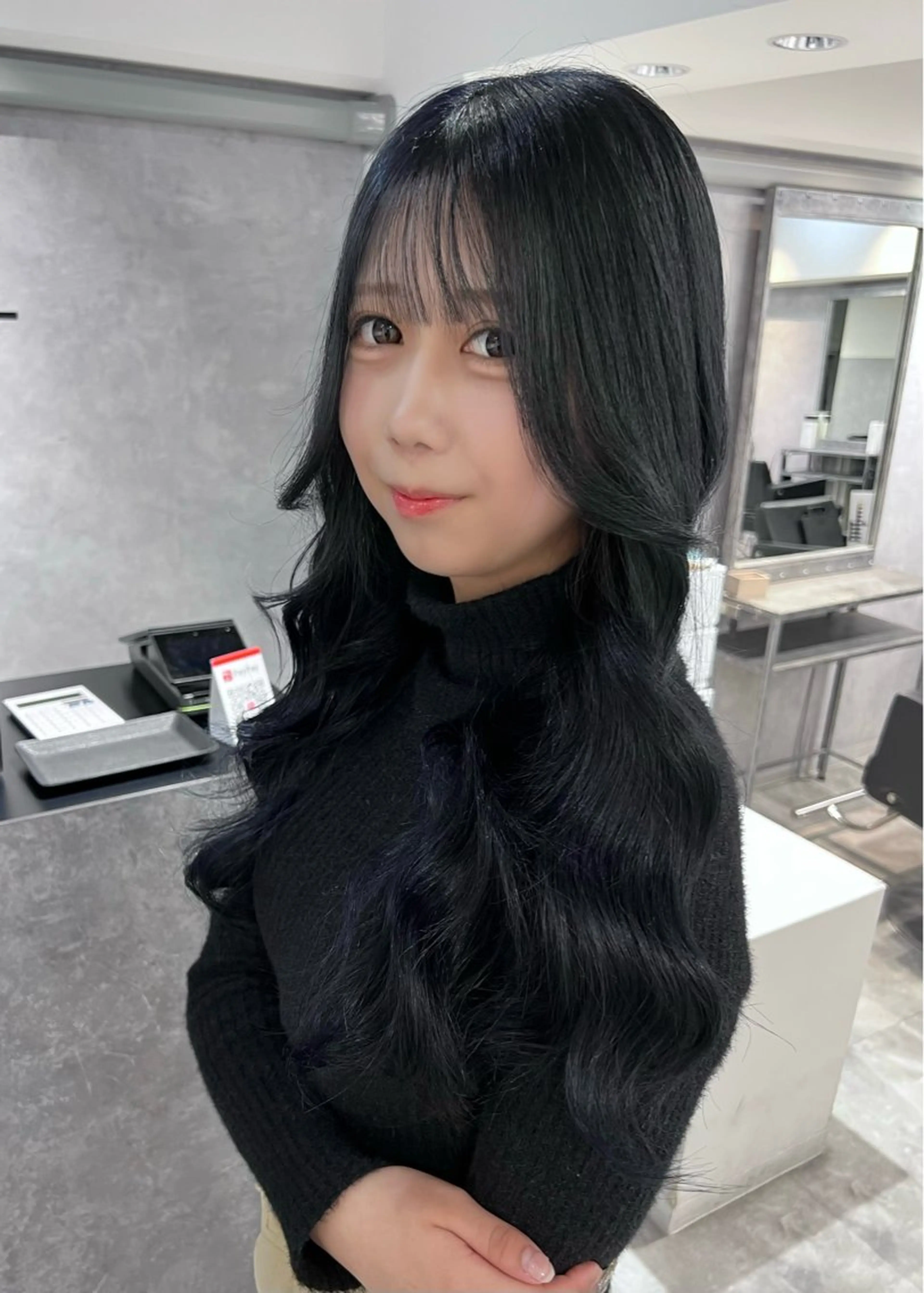 ロング カラー 黒髪 ブリーチ 透明感カラー 顔周りカット レイヤーカット 透明感/レイヤー 🇰🇷tomonaのヘアスタイル