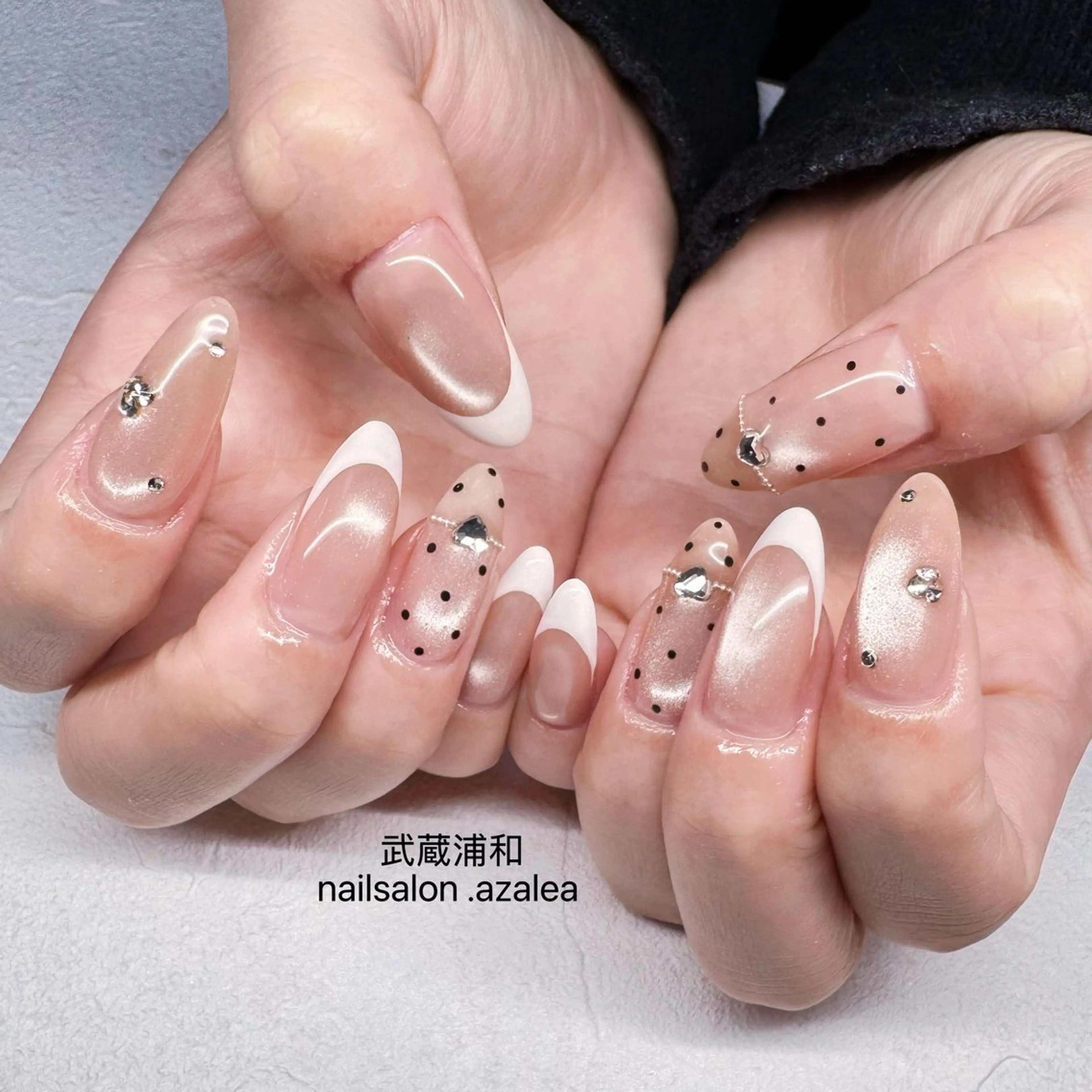 ネイル ハンドネイル R inのネイルデザイン