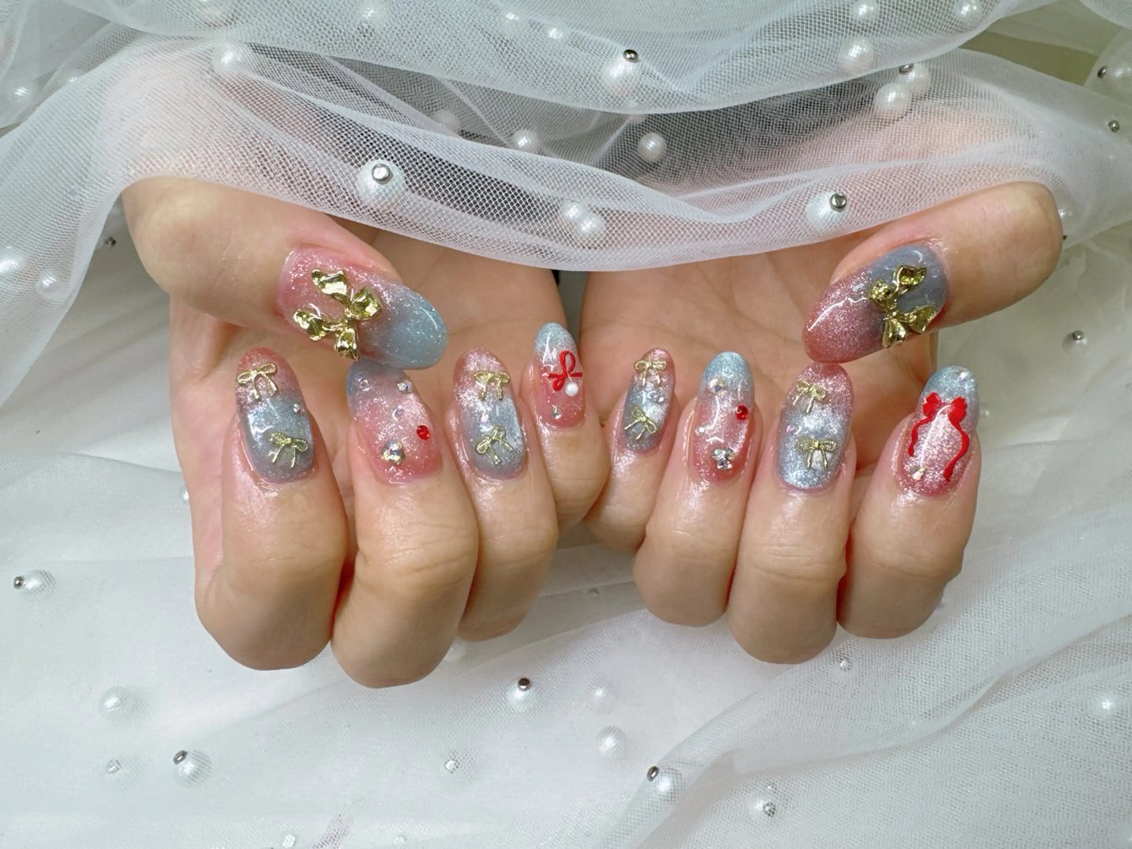 ネイル 成人式 フレンチネイル ジェルネイル ガラスフレンチ キラキラネイル Queeens nailのネイルデザイン