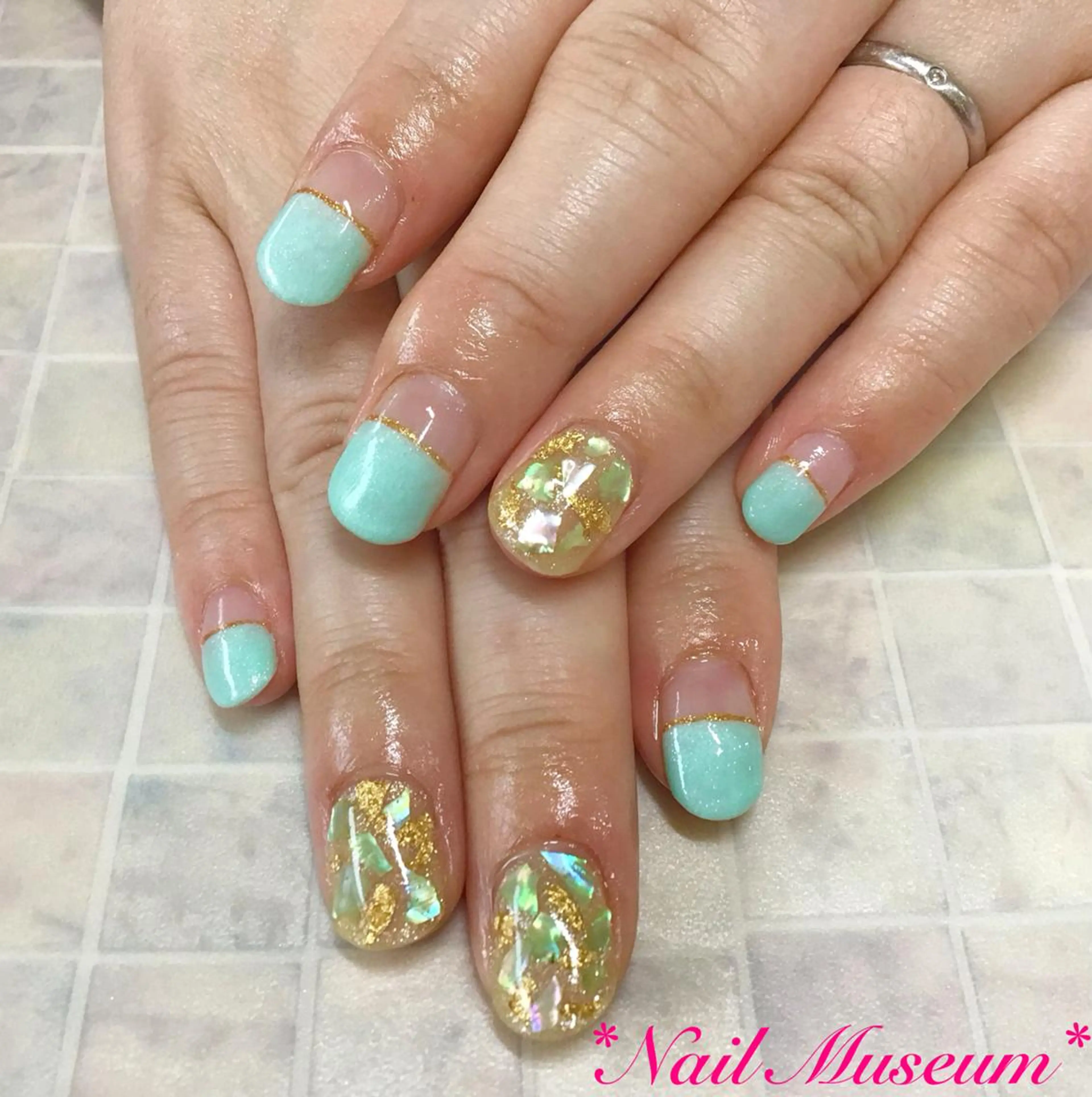 マツエク・マツパ マグネットネイル💛 Hayakawaのネイルデザイン