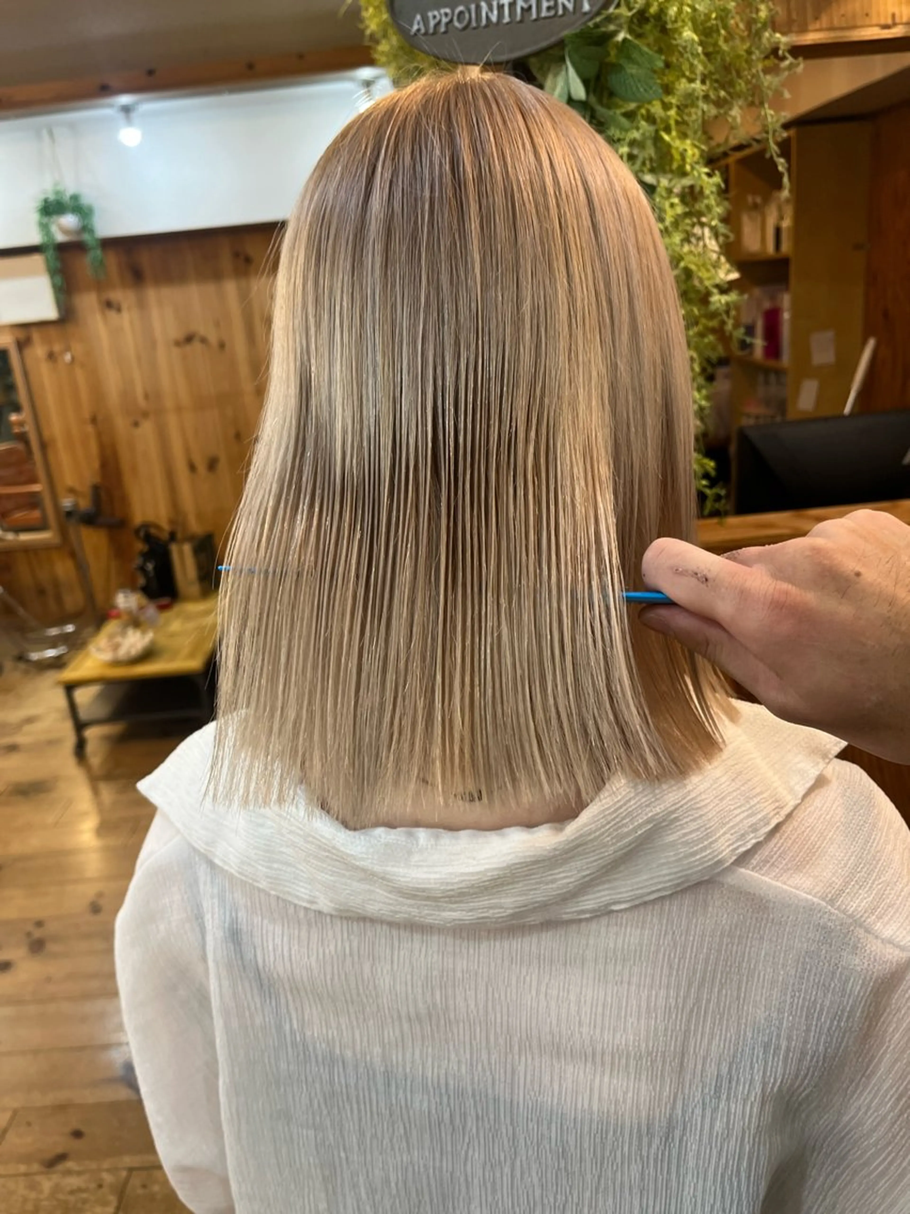 ミディアム ⚪️髪質改善 縮毛 店長 コウ⚪️のヘアスタイル