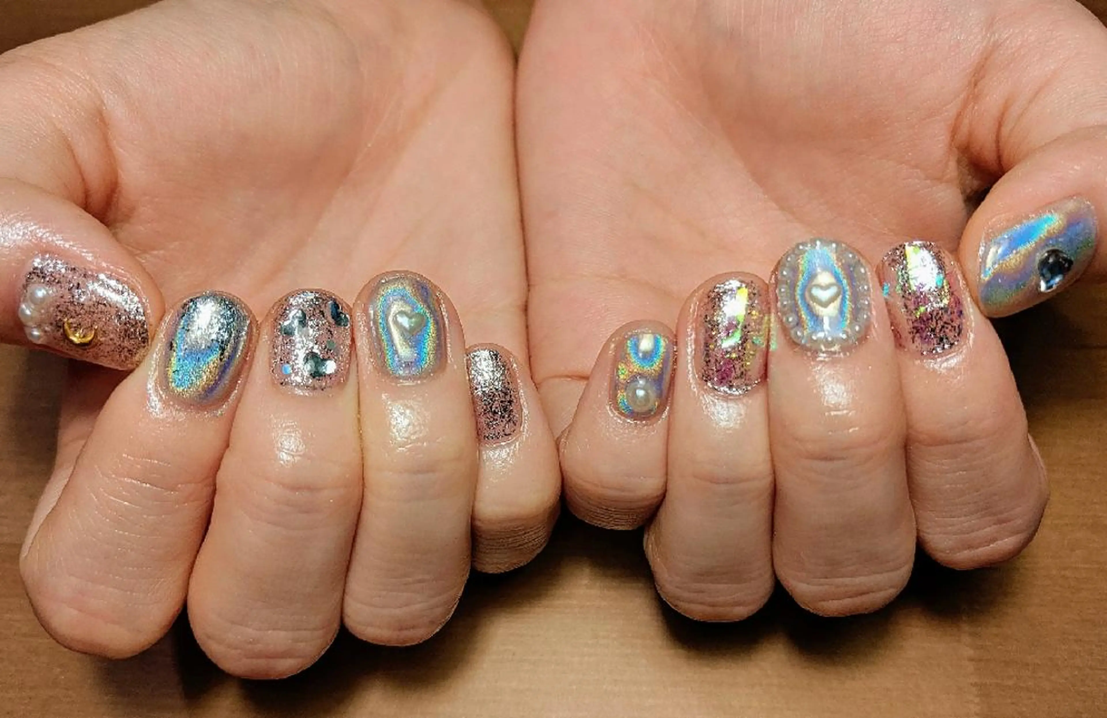 ネイル ｱｲﾗｯｼｭ ﾈｲﾙ ｻﾛﾝ つけるのマツエク・マツパデザイン