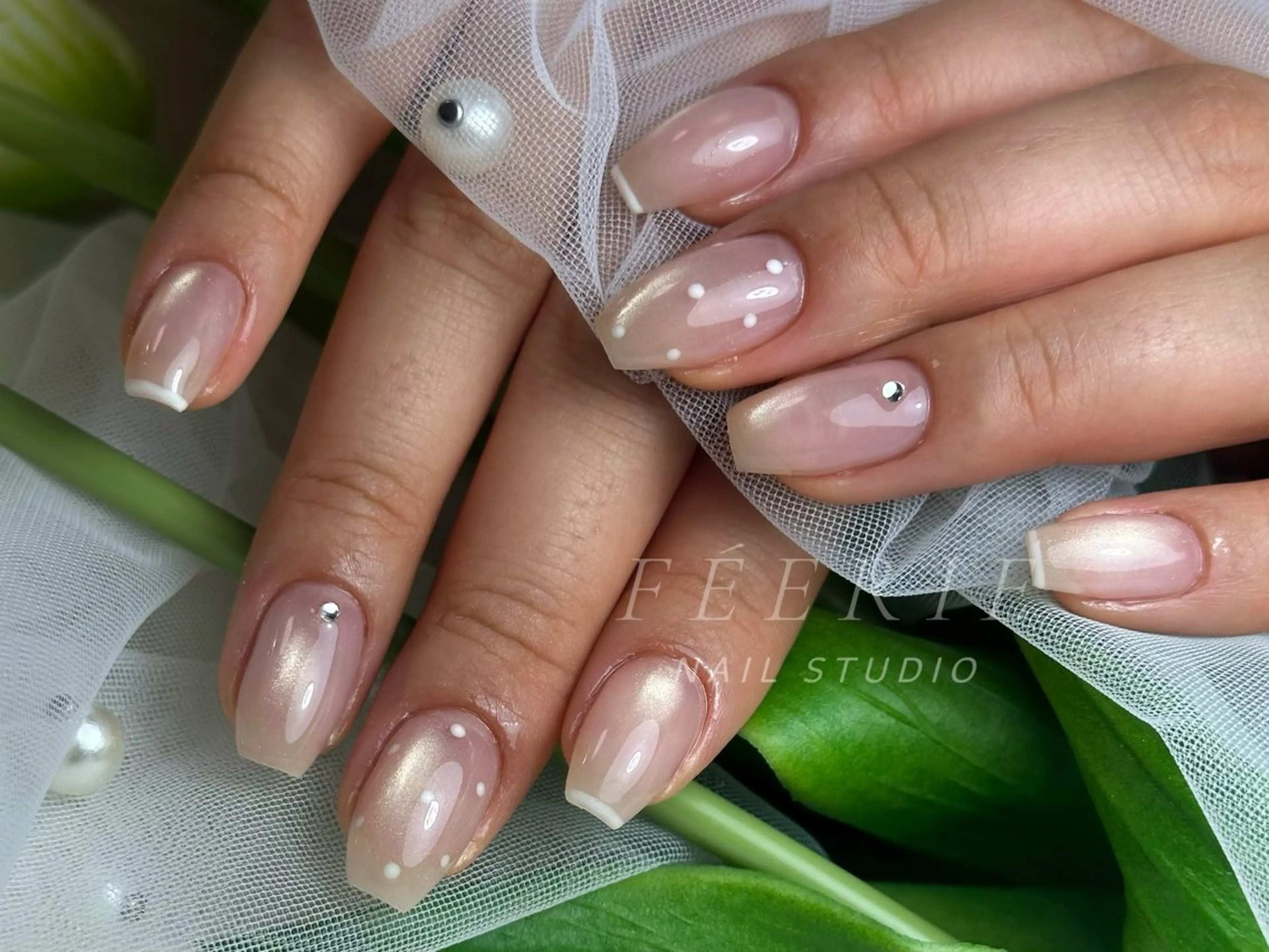 ネイル 成人式 長さ出し フットネイル フレンチネイル ジェルネイル ハンドネイル ハンドケア nail salon Feerieのネイルデザイン