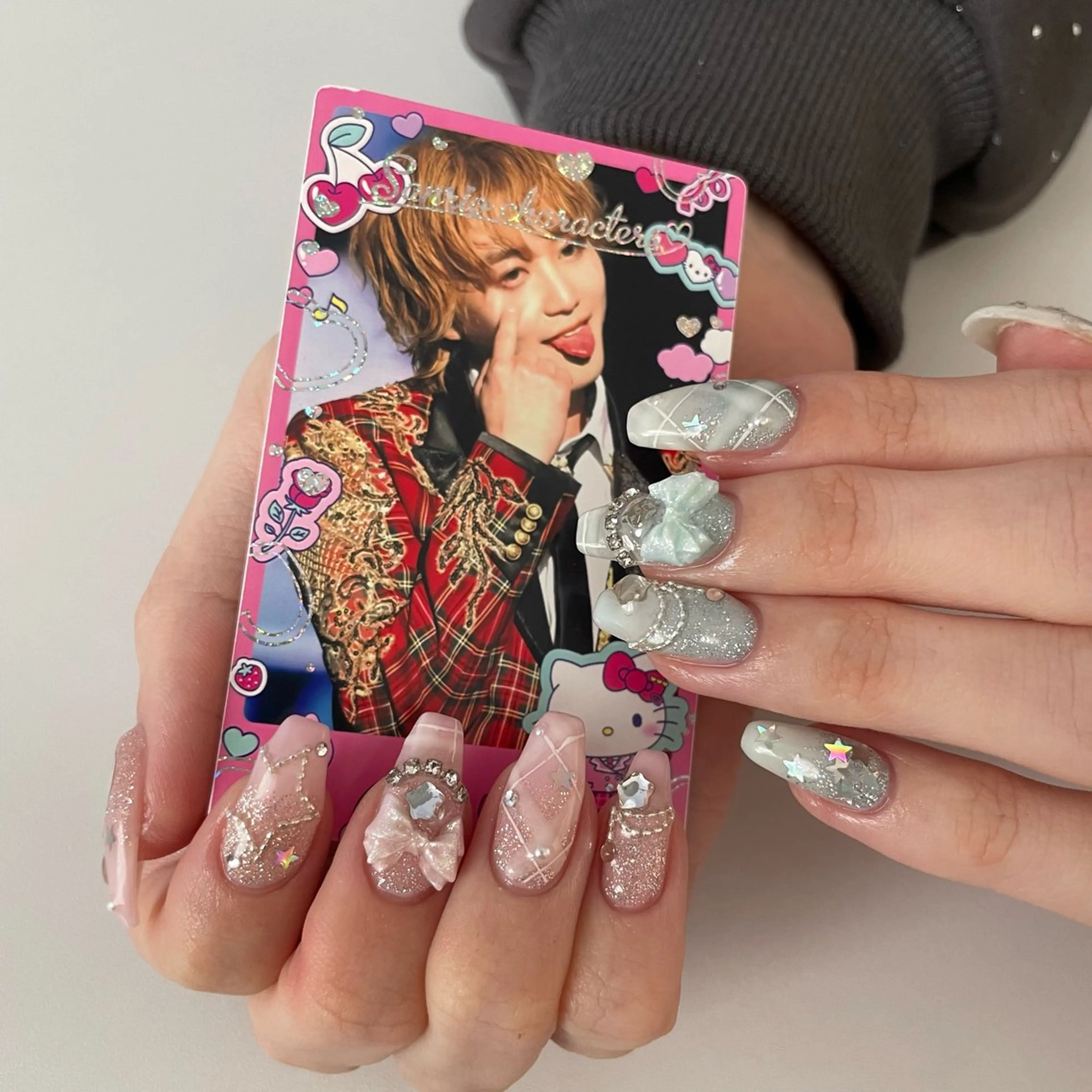 ネイル チークネイル フラッシュネイル ジェルネイル ハート ラメ(グリッター) ハンドネイル Sugar. ひかり໒꒱˚.*のネイルデザイン