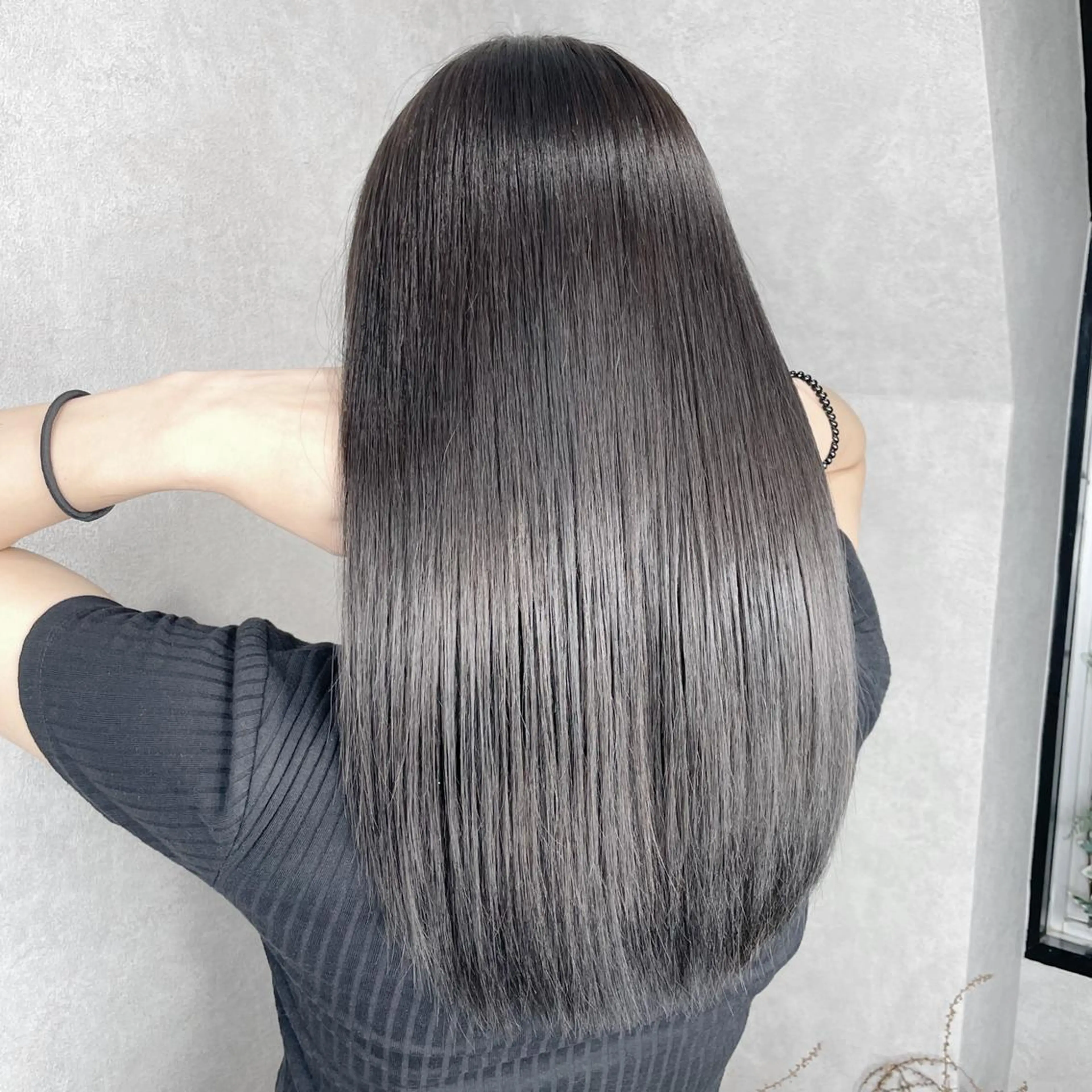 ロング 外国人風カラー ハイライト 髪質改善 似合わせカット トリートメント _WHITE＋ 南海難波店のヘアスタイル