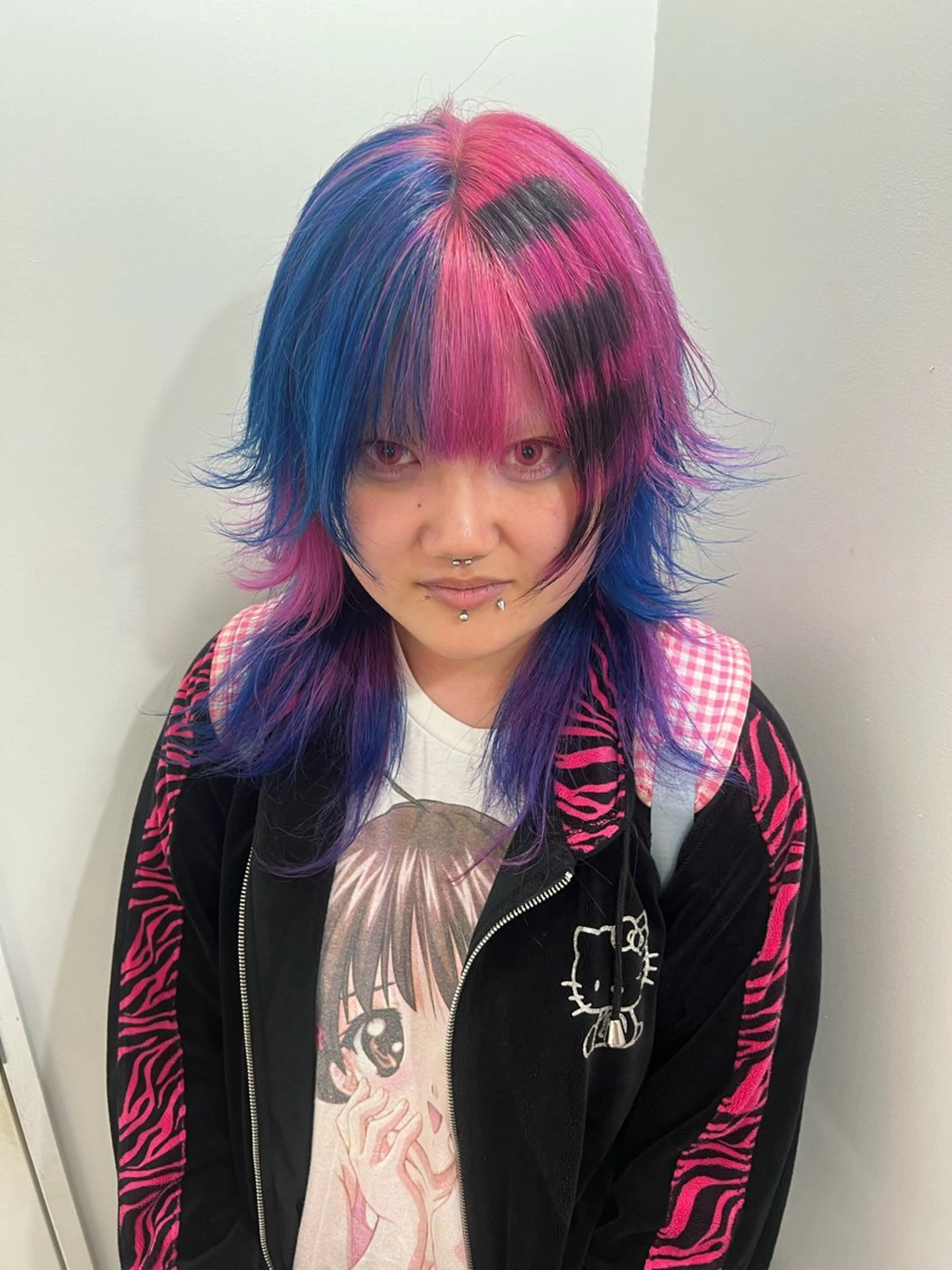 セミロング ヘアカラー トリートメント 💥ウルフカット デザインあんな💥のヘアスタイル