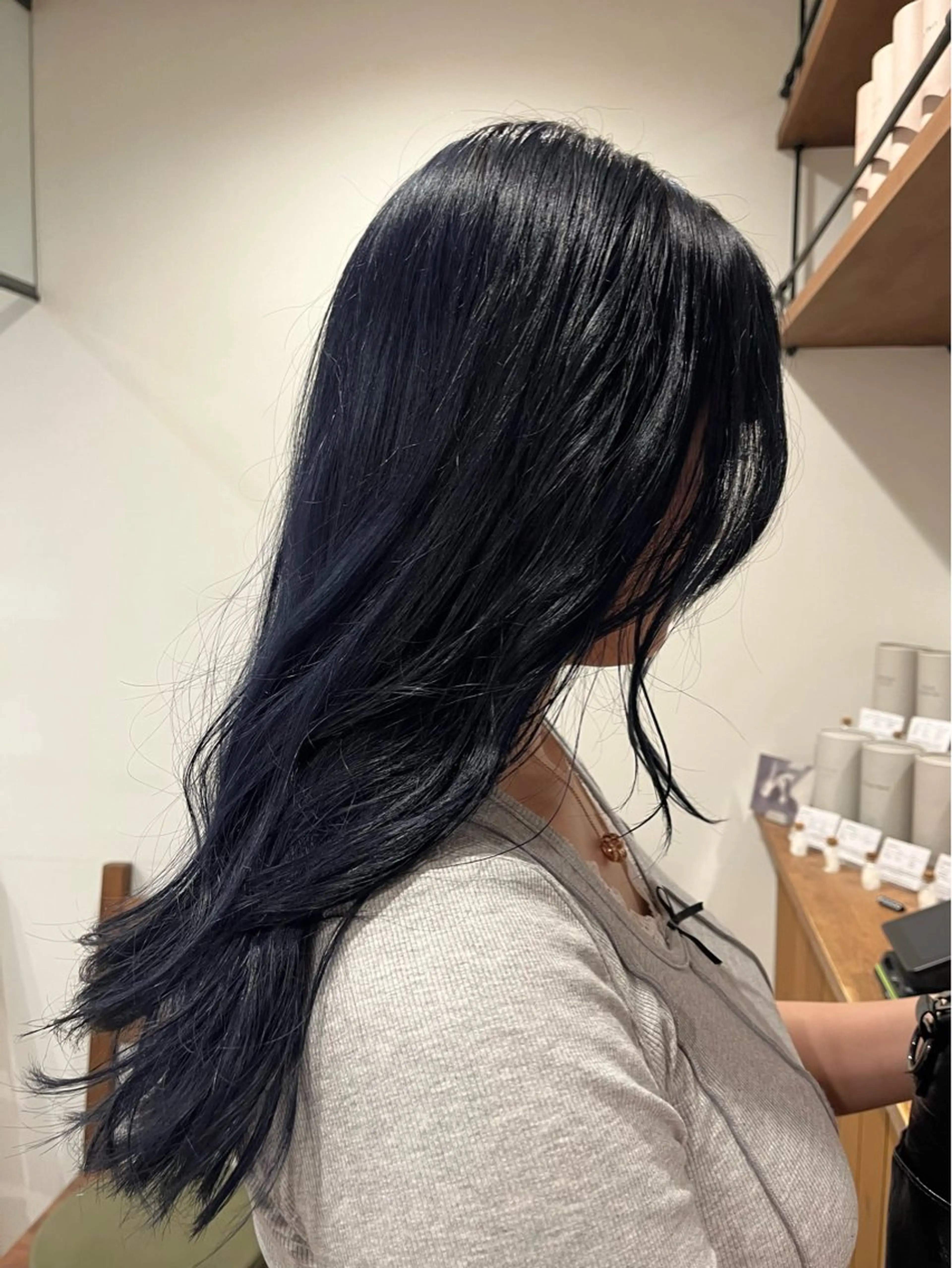 ロング カラー 黒髪 ブルーカラー ブルーブラック china/ボブ /似合わせカラーのヘアスタイル