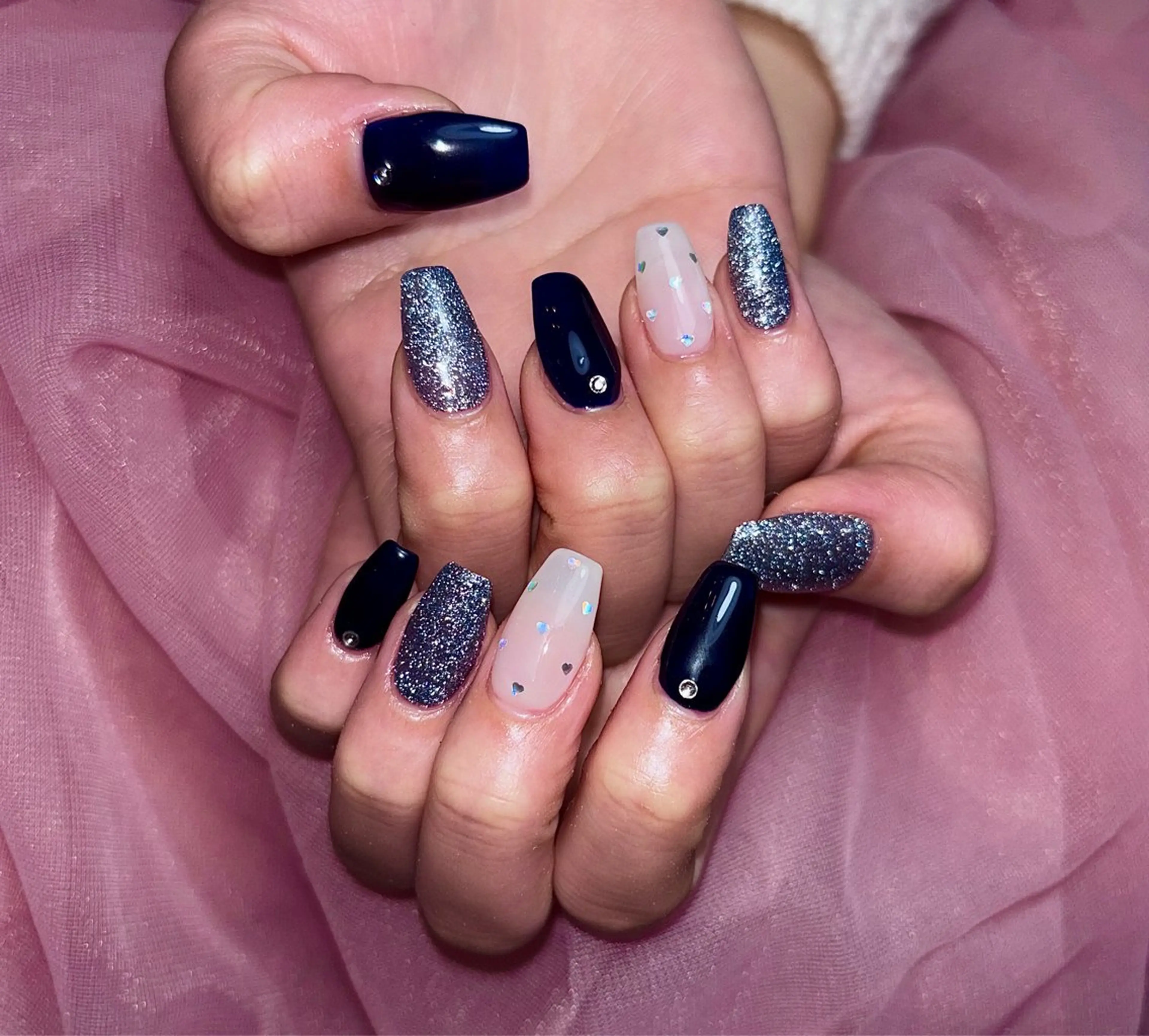 ネイル ハンドネイル 𝐁𝐞𝐥𝐥 𝐦𝐞のネイルデザイン