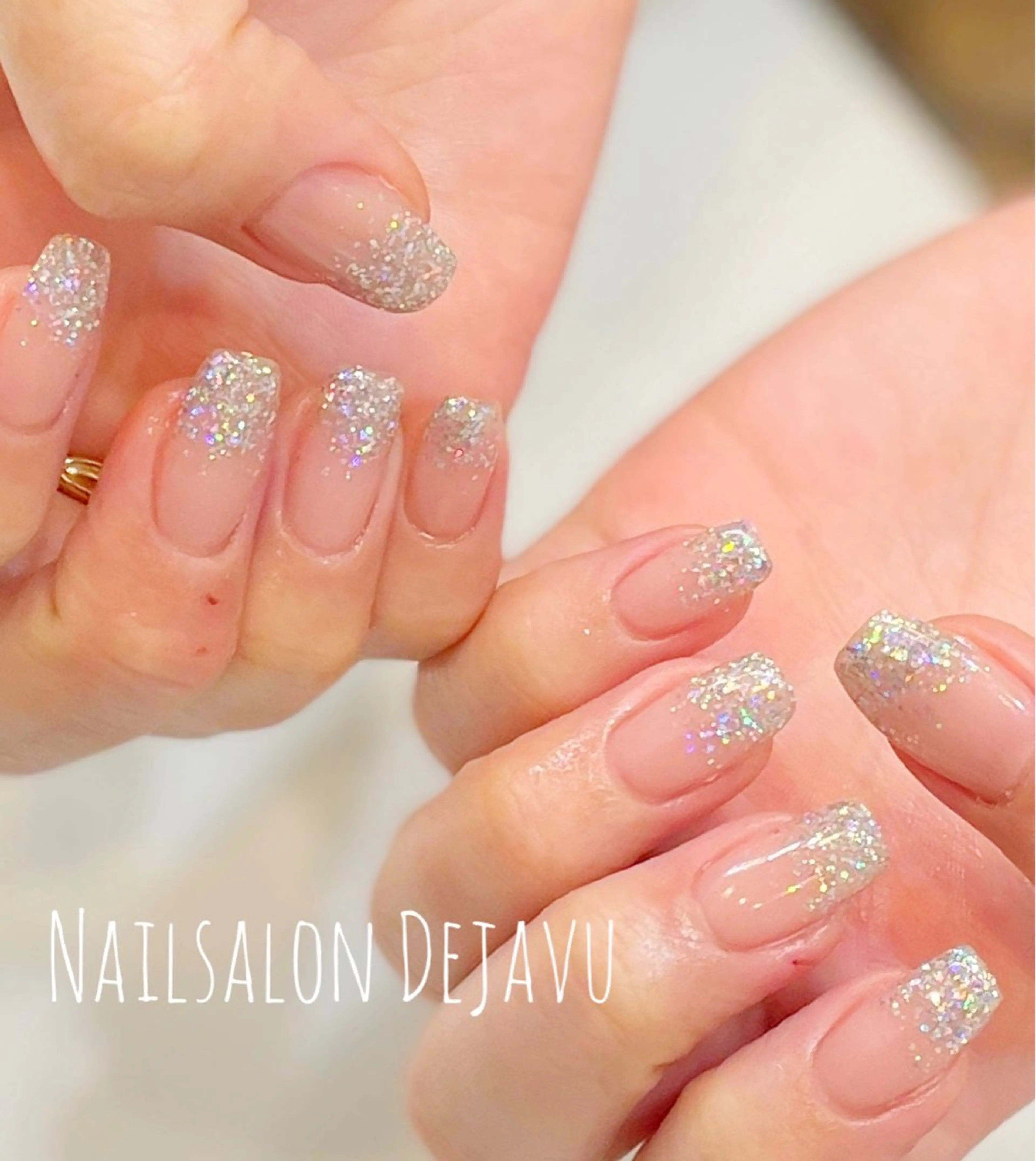 ネイル グラデーション ラメ(グリッター) ラメグラデーション ハンドネイル Nailsalon Dejavuのネイルデザイン