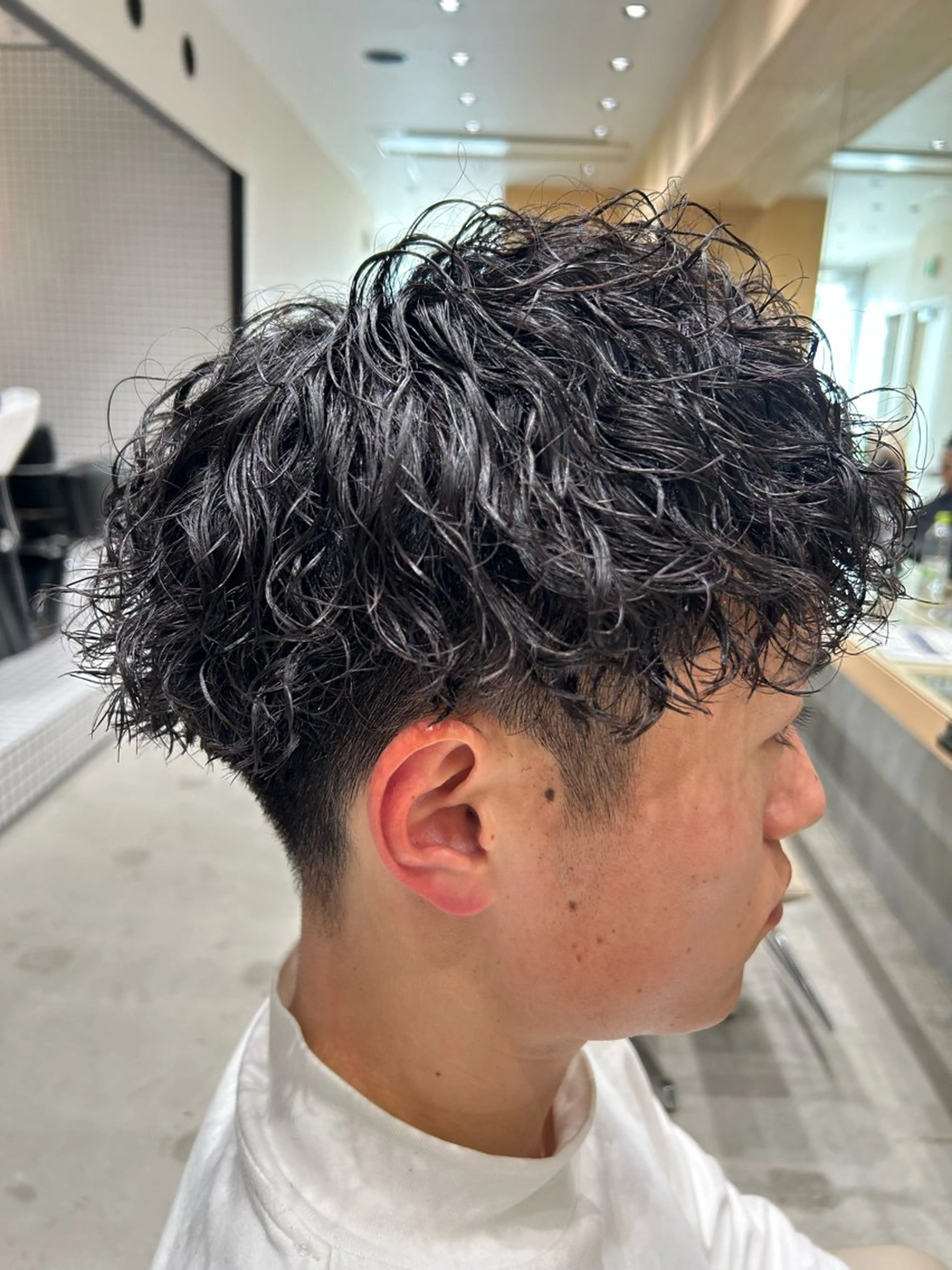 パーマ メンズ フェードカット メンズパーマ スパイラルパーマ 🐲ツイスパ🐲 フェード/龍のヘアスタイル