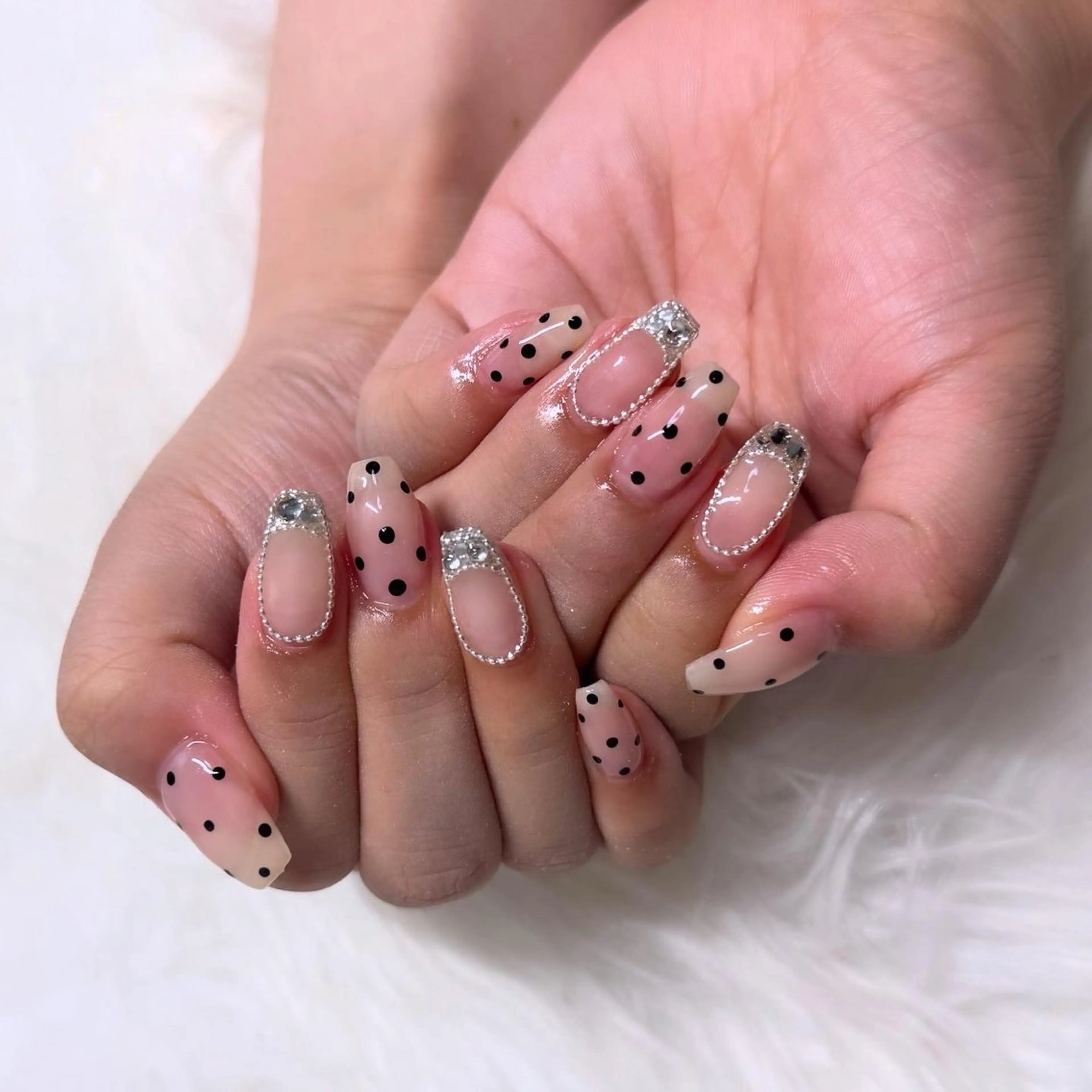 ロング ハンドネイル mao .のネイルデザイン