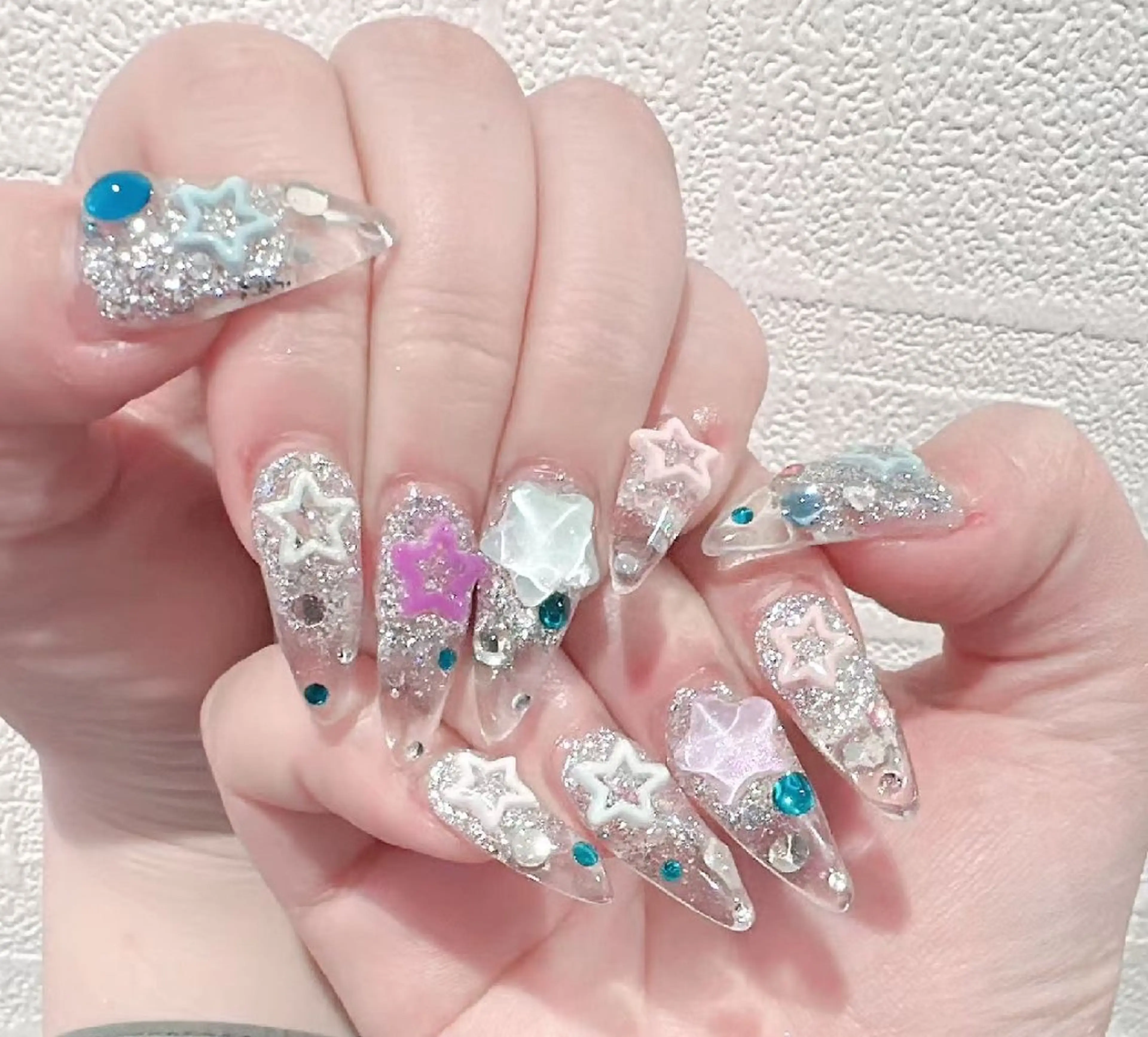 🉐ミニモ学割パーツつけ放題+チップ長さだし+ワンカラー/マグネット/フラシュ(10日以内直し無料)の写真