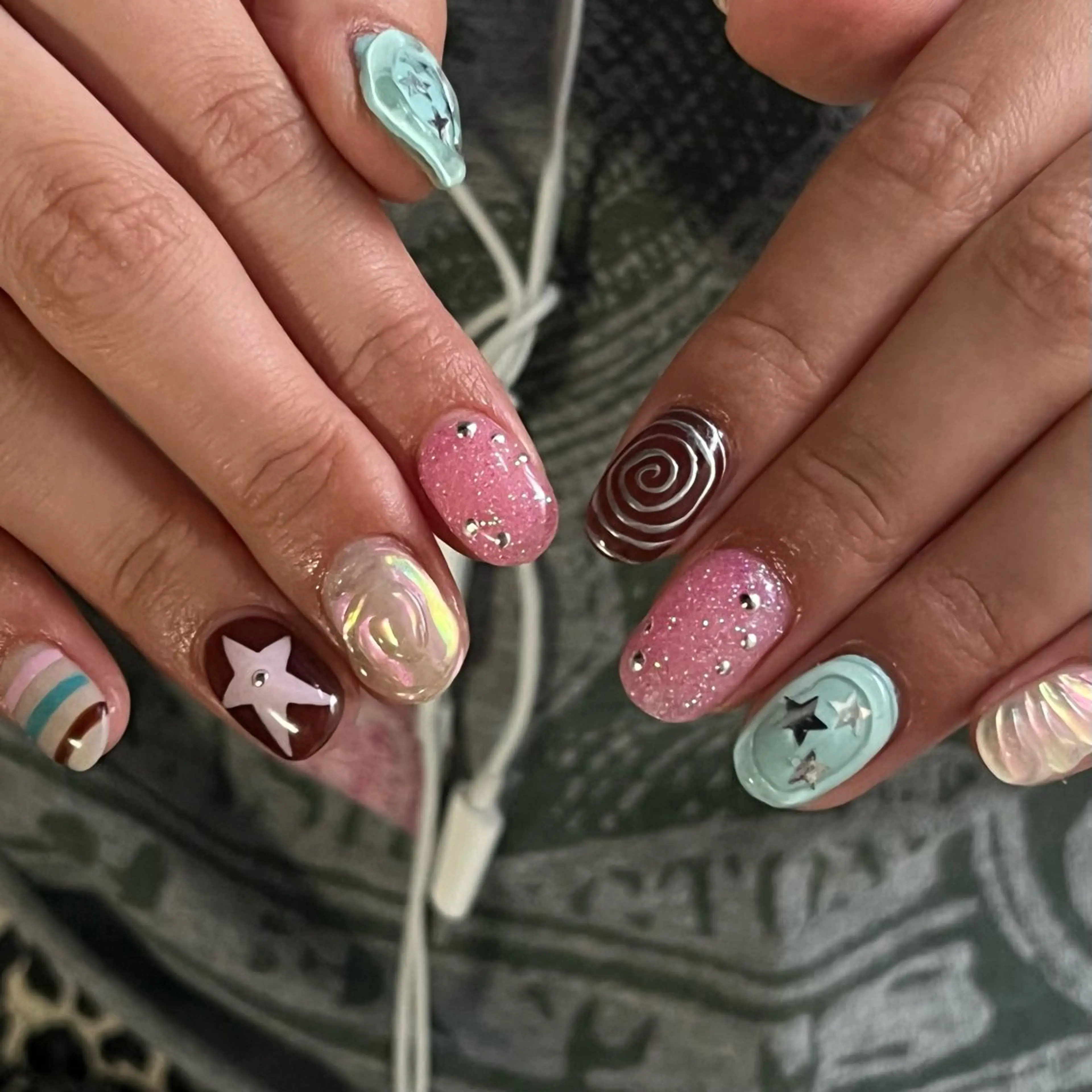 ネイル ハンドネイル Hata nail 🎀個性派ニュアンスのネイルデザイン