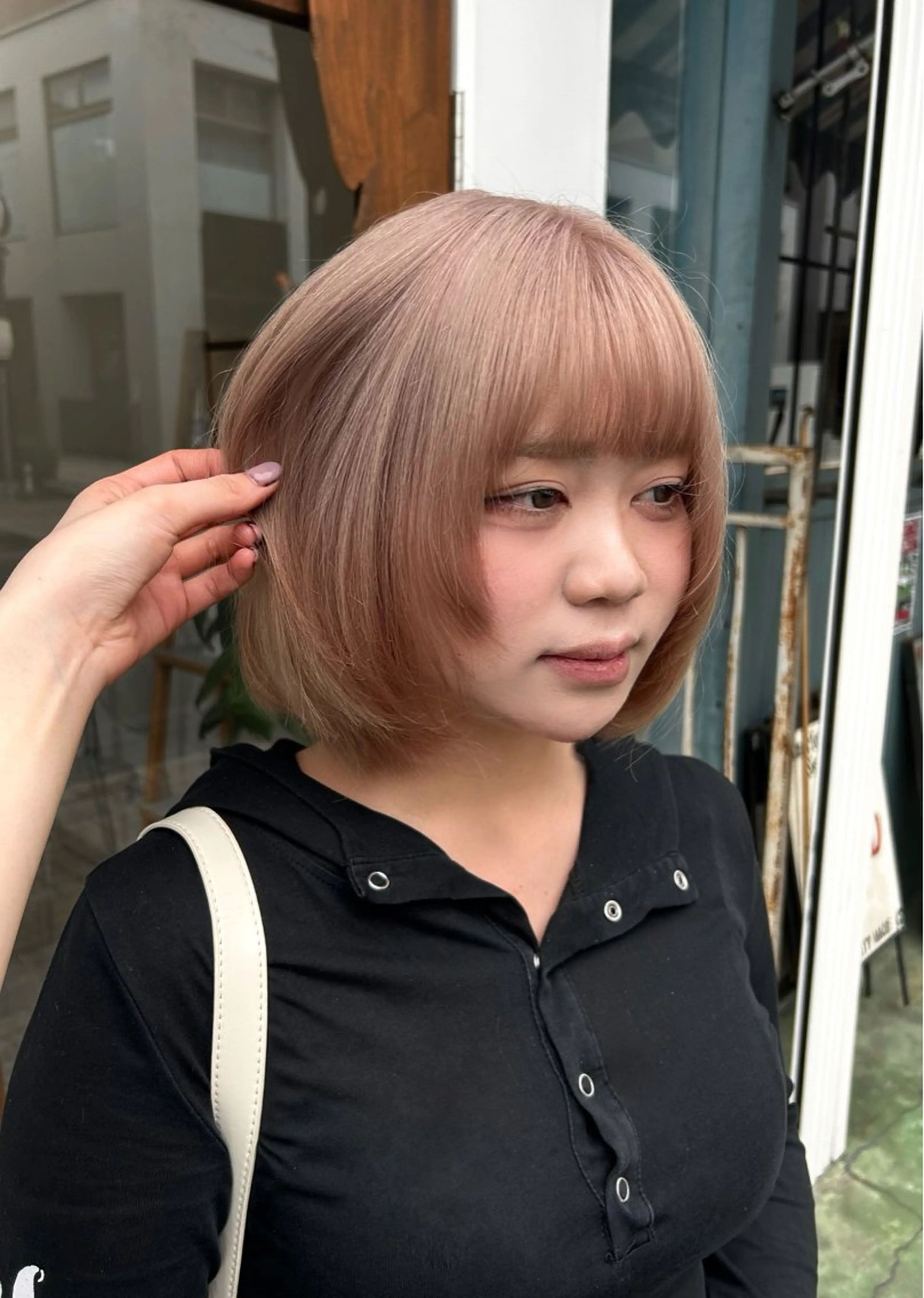 ミディアム カラー ヘアカラー 木藤 優杏のヘアスタイル