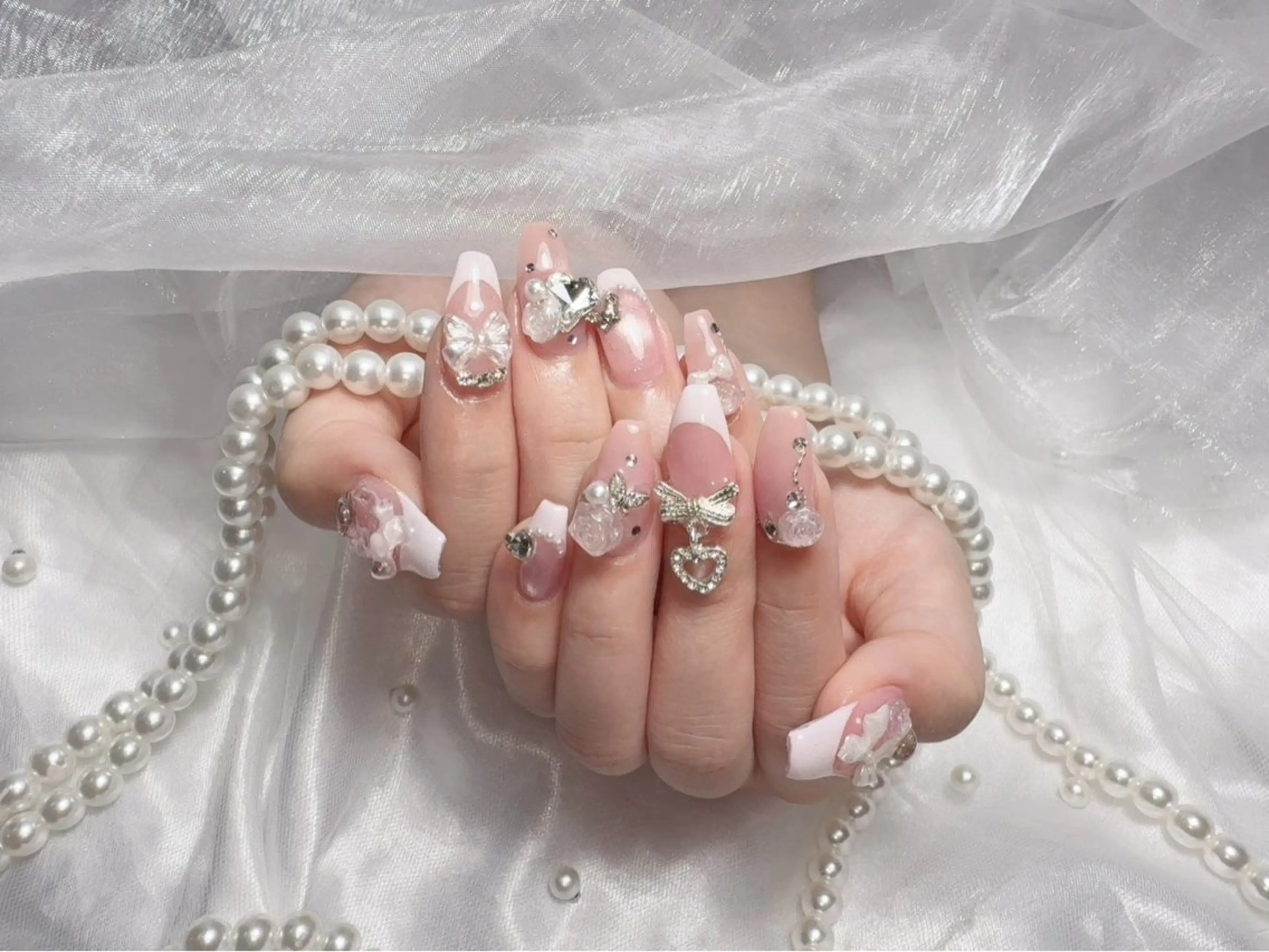 ネイル -ému- k.oのネイルデザイン