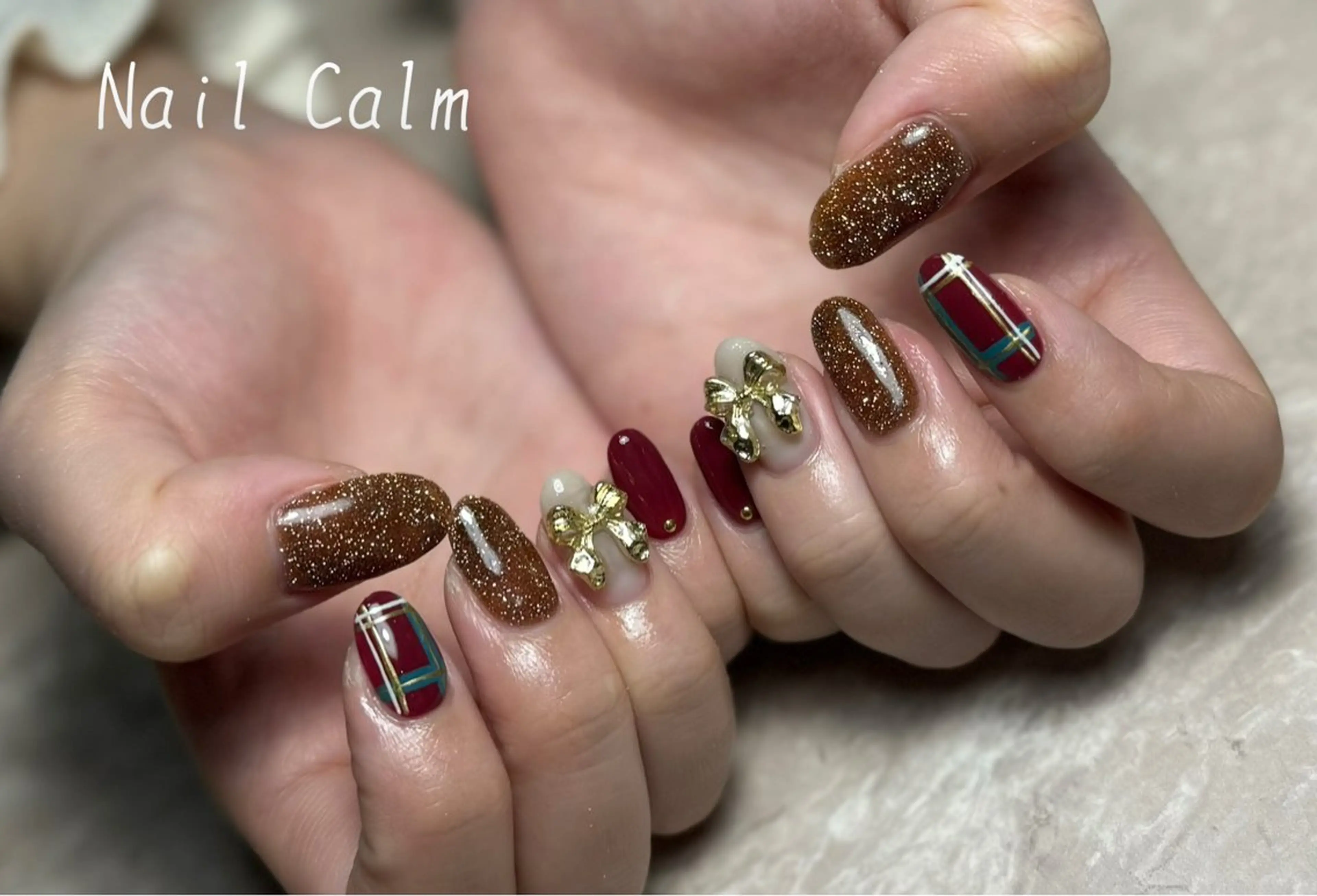 ネイル アートネイル 冬ネイル クリスマス ハンドネイル プライベートサロン Calmのネイルデザイン