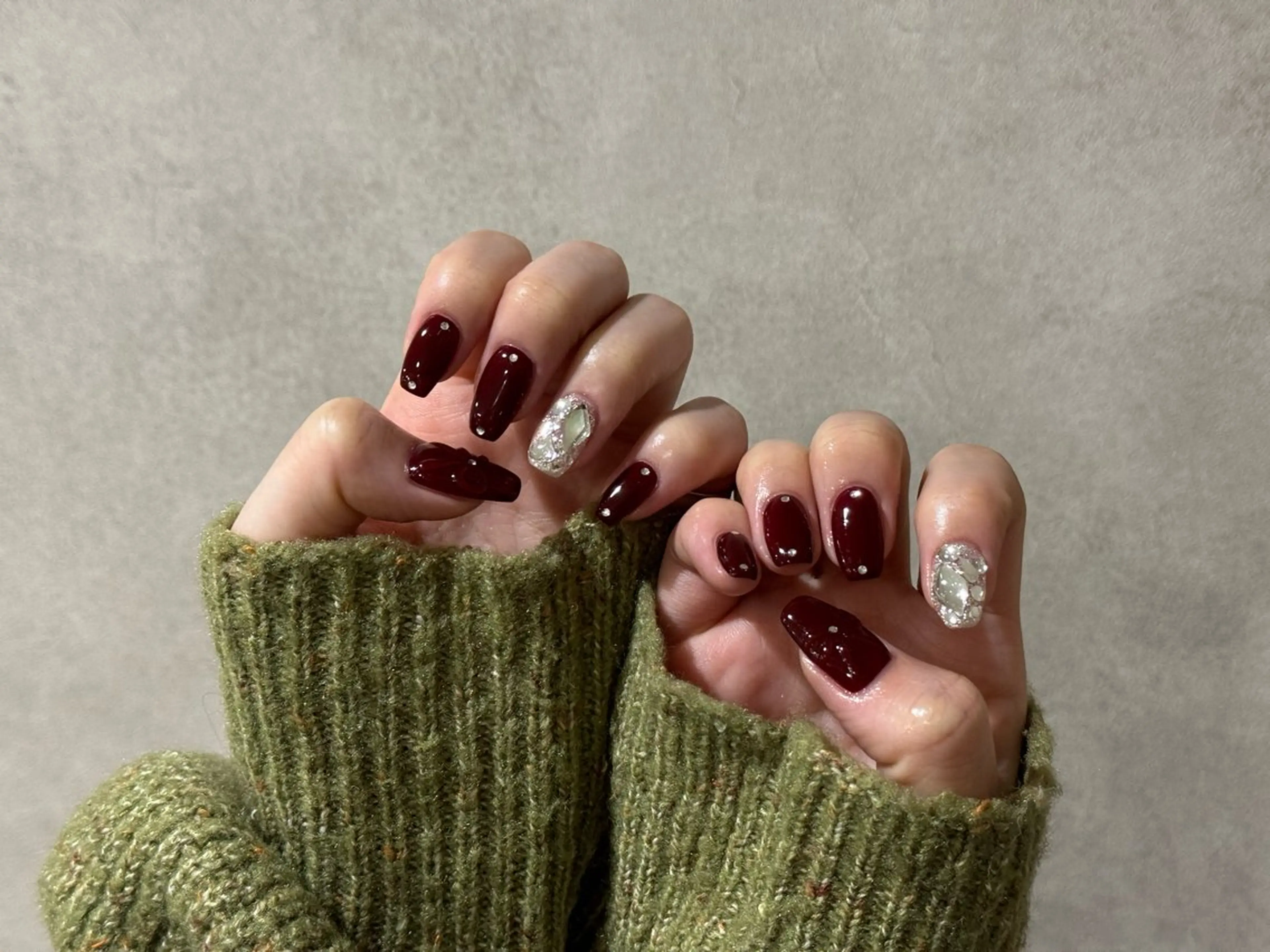 ネイル ジェルネイル 持ち込み パラジェル MONICA KARENのネイルデザイン