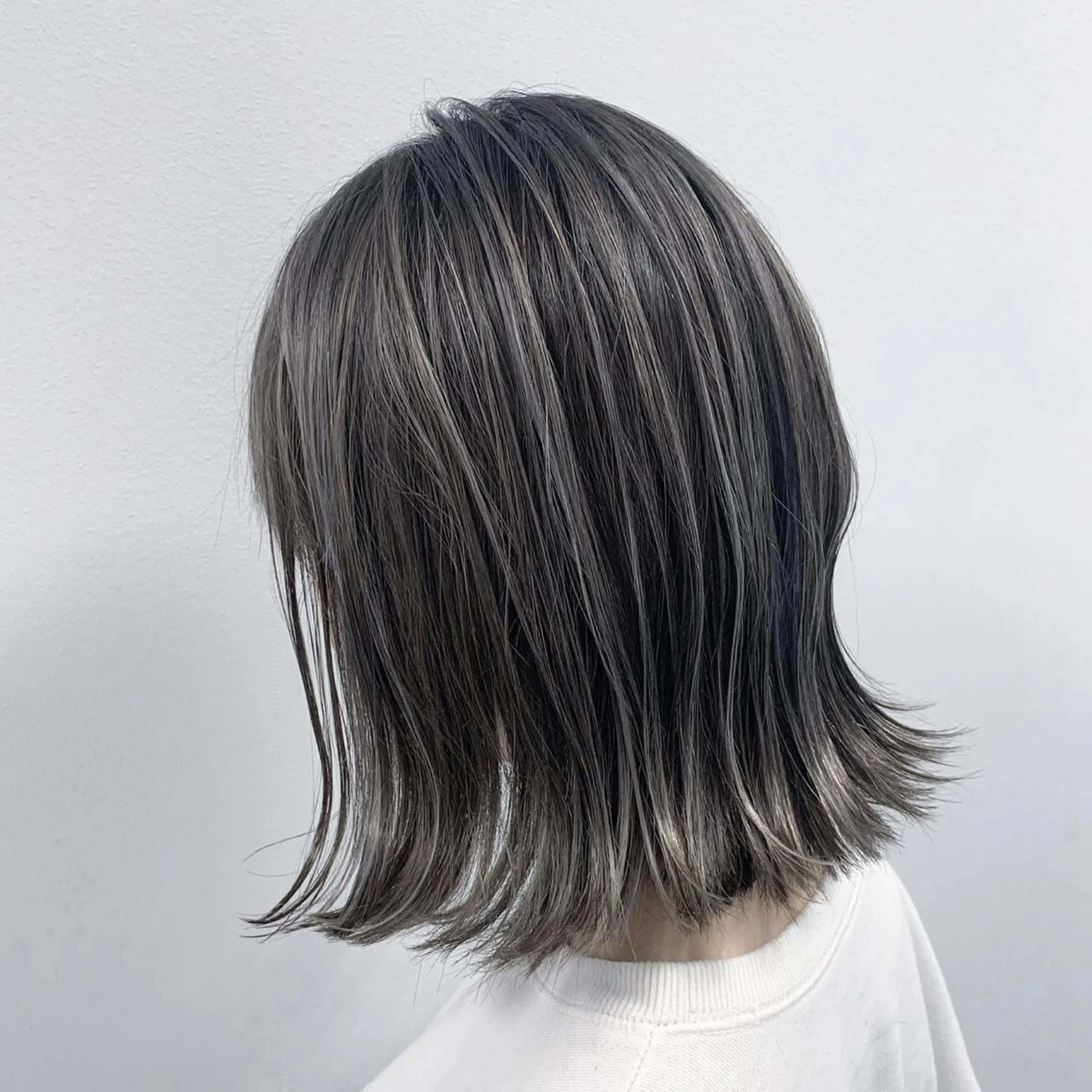 ミディアム カラー ハイライトカラー ハイライト なんば髪質改善カラー Ardoreのヘアスタイル