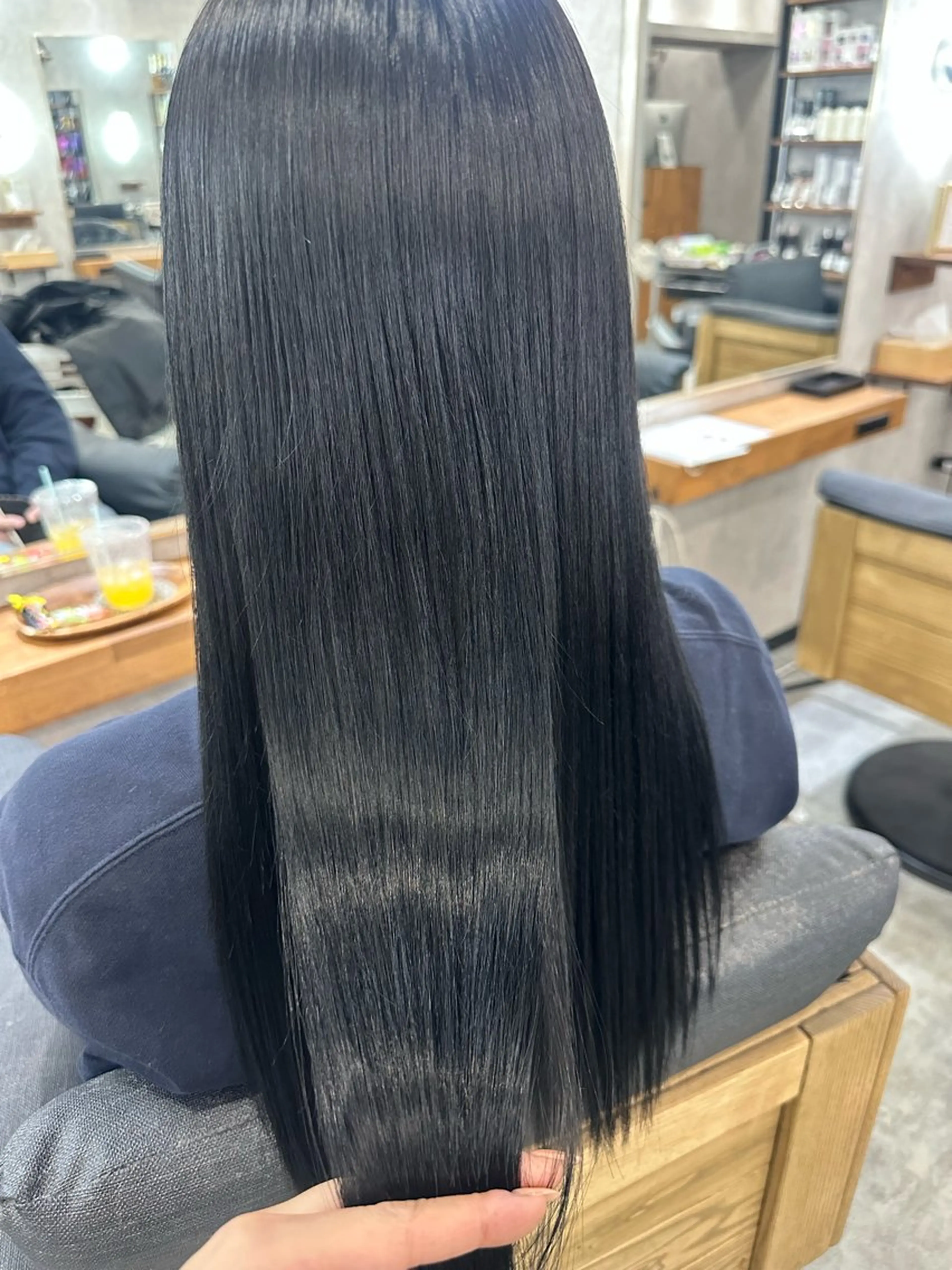 ロング 学生 トリートメント ヘアカラー MOURI CHISATOのヘアスタイル