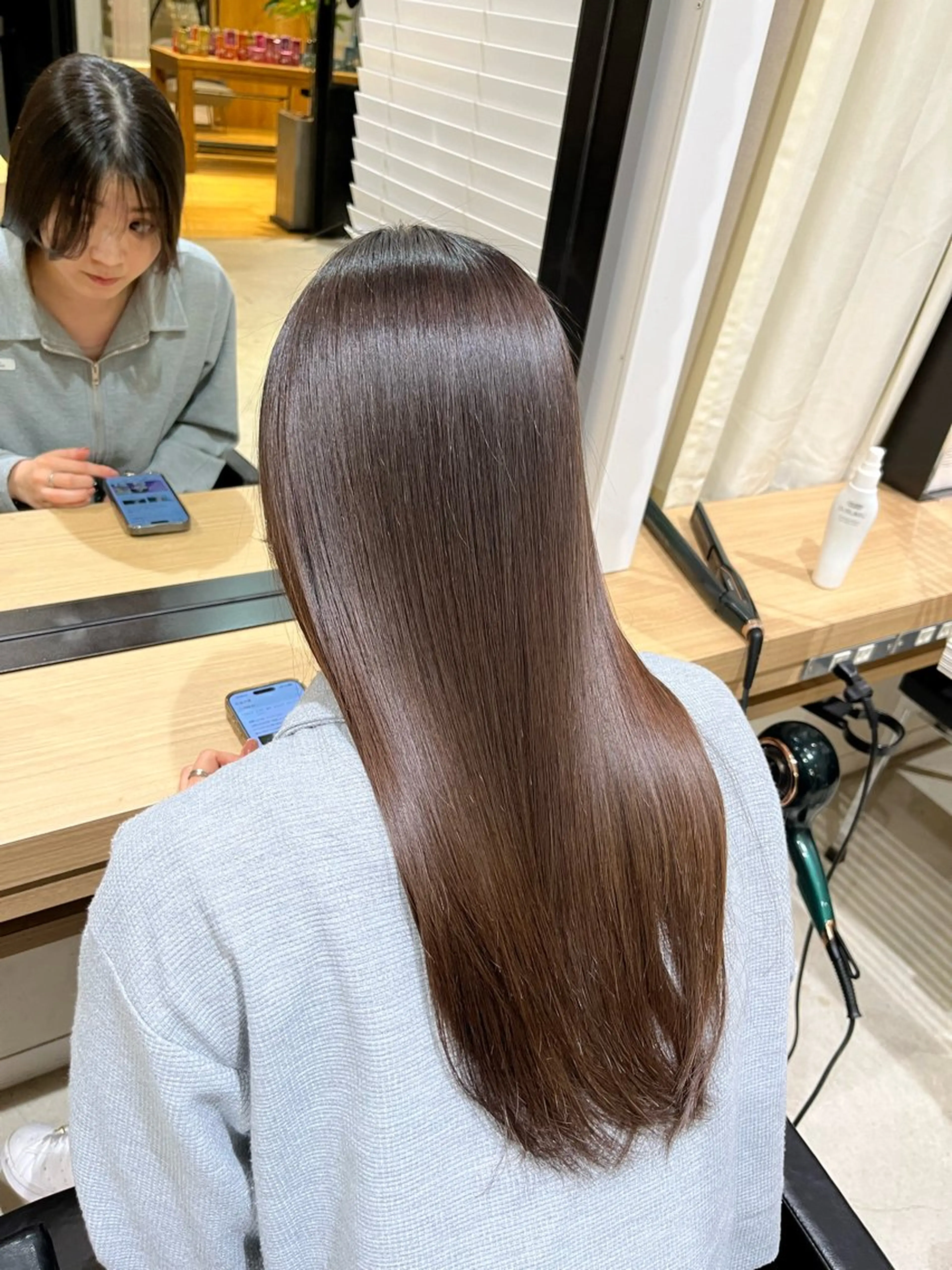 ロング 髪質改善 トリートメント 透明感カラー✨🩵 韓国ヘアkanatoのヘアスタイル