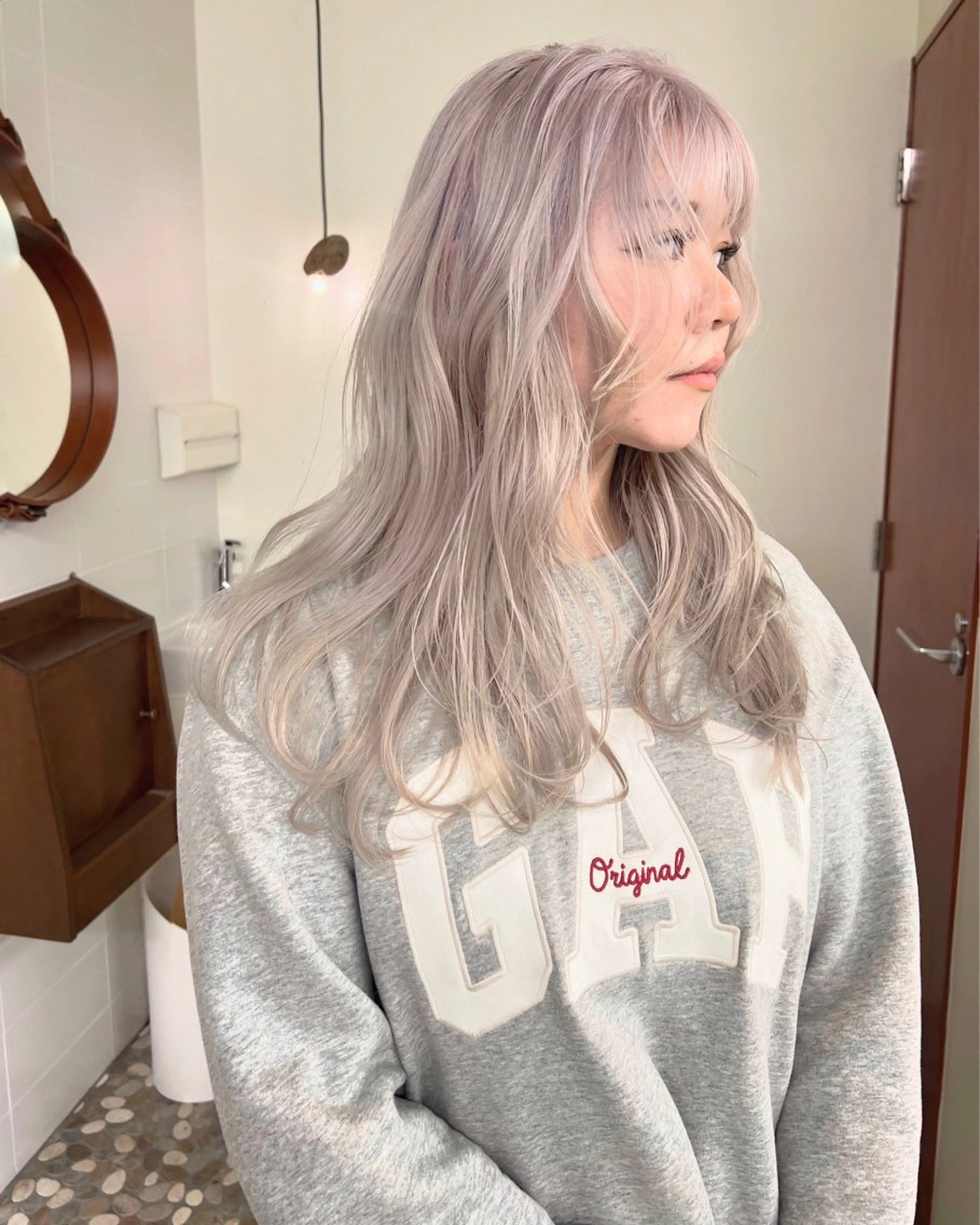 ロング カラー カット ヘアカラー トリートメント 小林 美咲のヘアスタイル