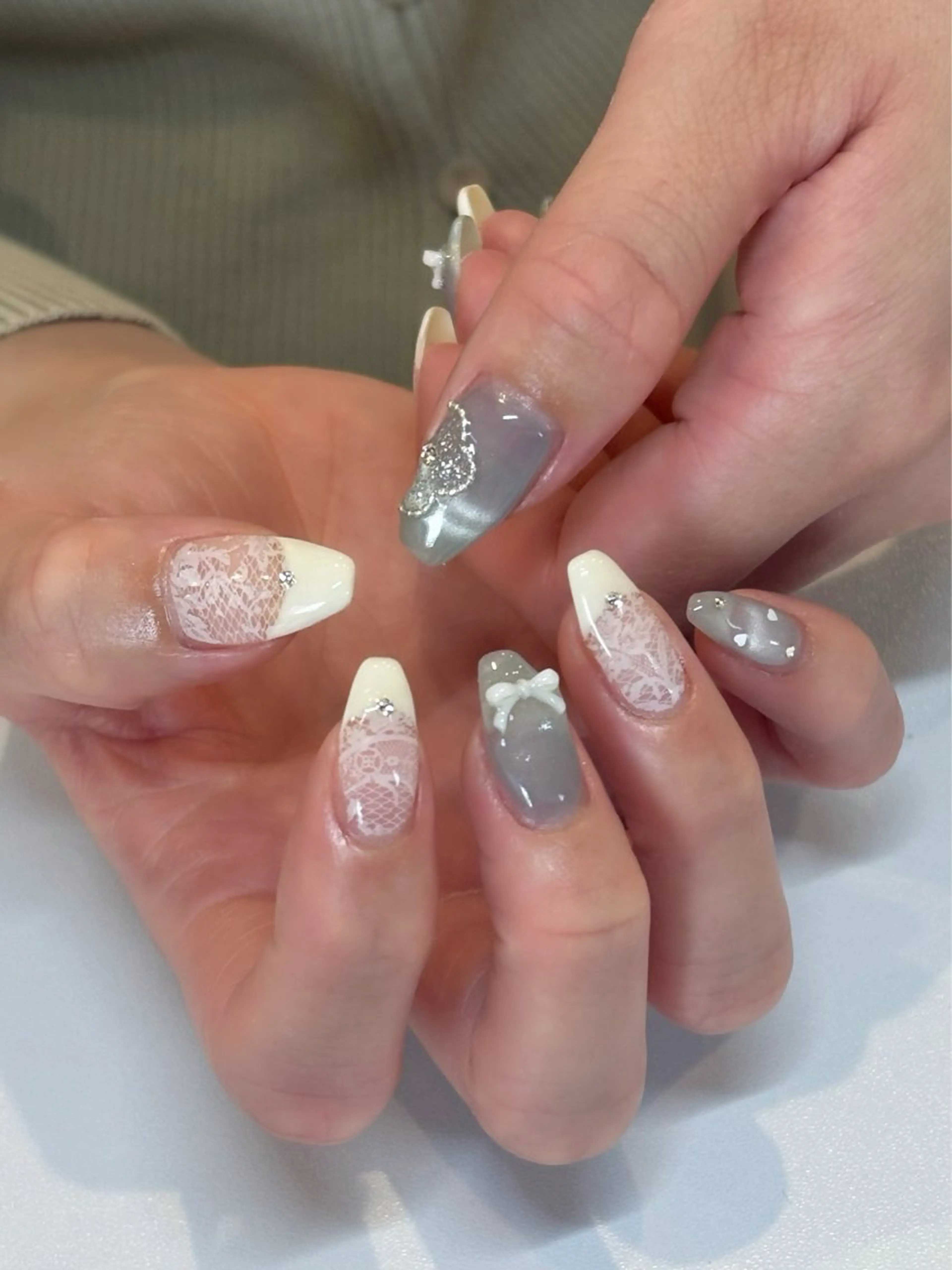 ネイル ハンドネイル KARIN🦢 韓国⌇ワンホンネイルのネイルデザイン