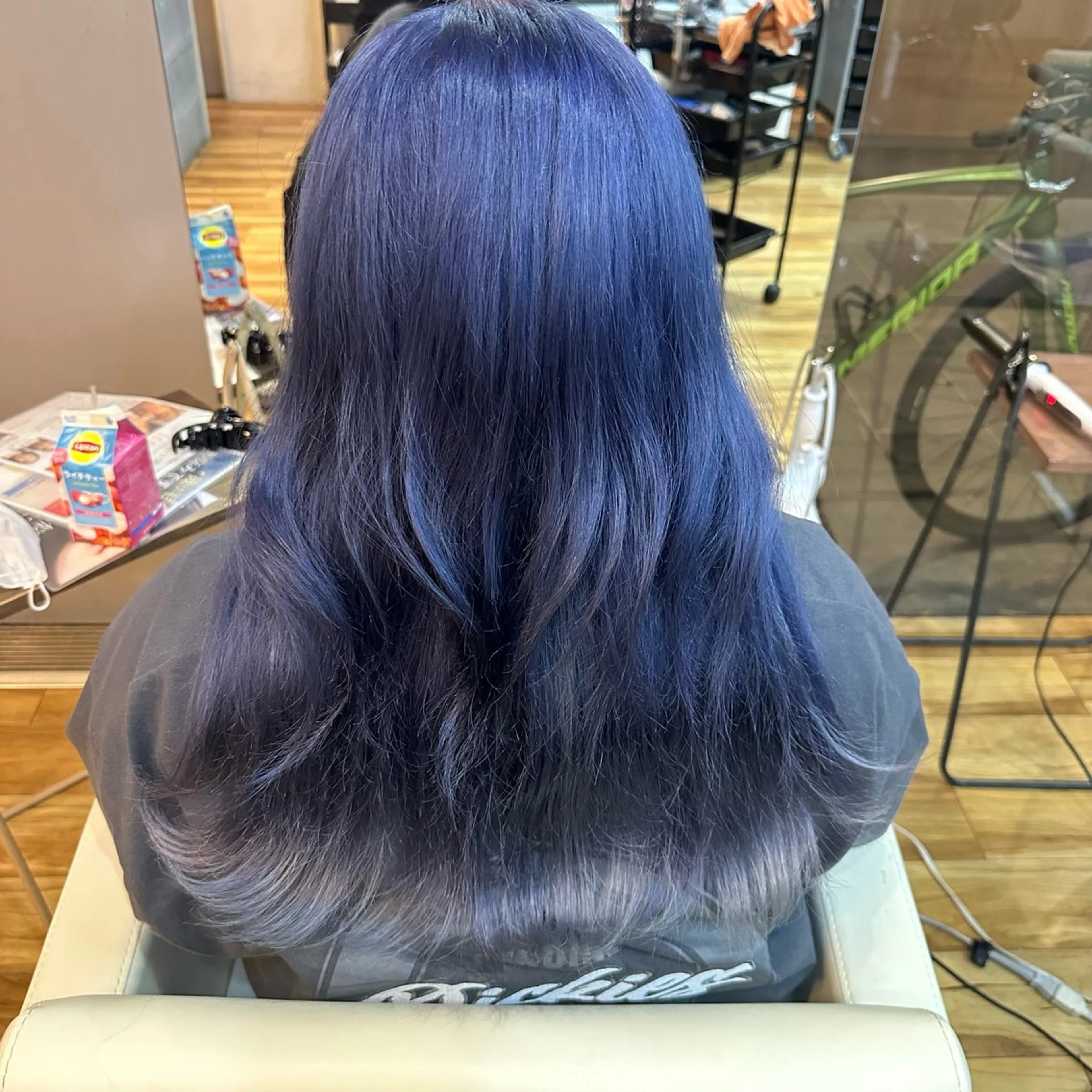 カラー ブリーチ ブルーカラー ブルーバイオレット バイオレットカラー ヘアカラー まさひろ /博多のヘアスタイル