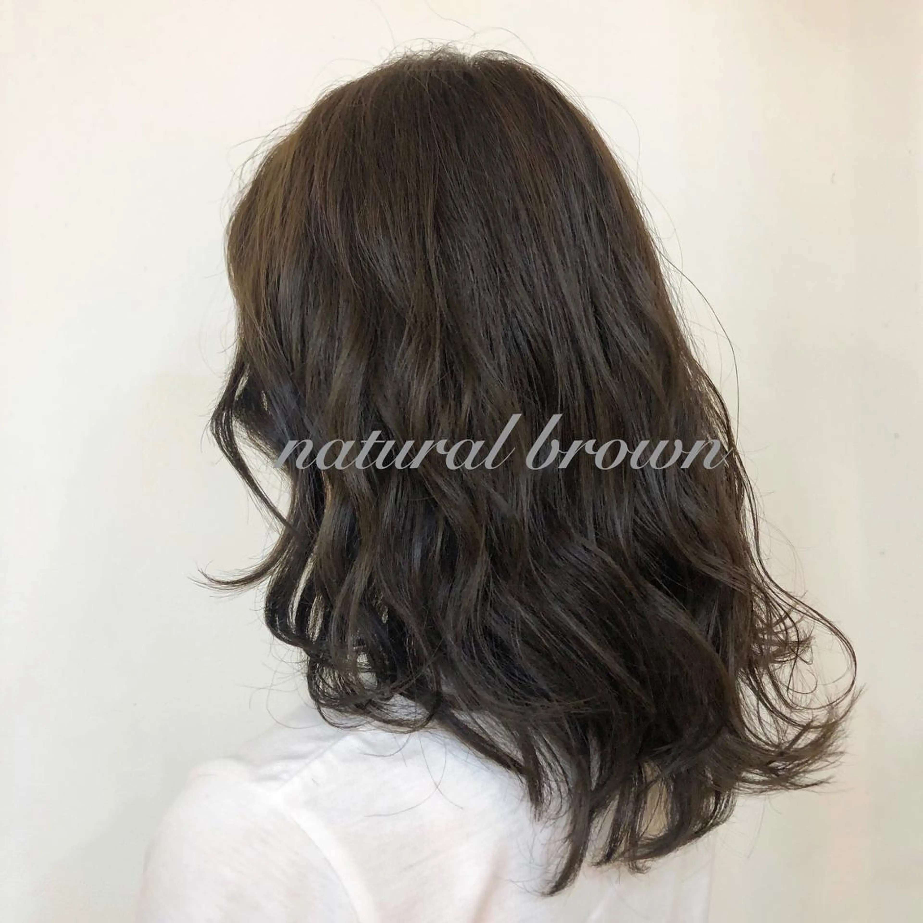 ミディアム カラー しま ななこのヘアスタイル