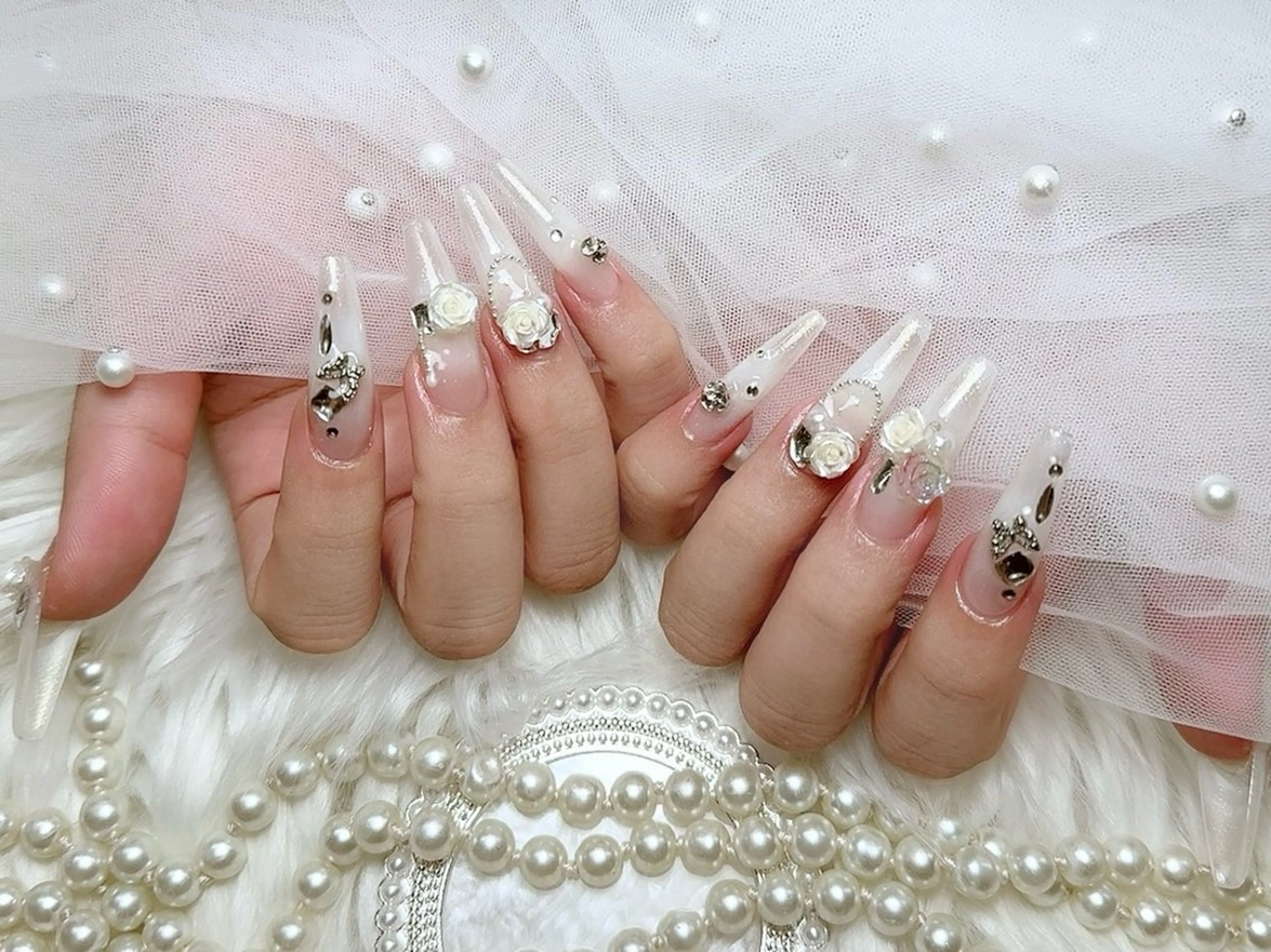 ネイル ENsalon akiのネイルデザイン