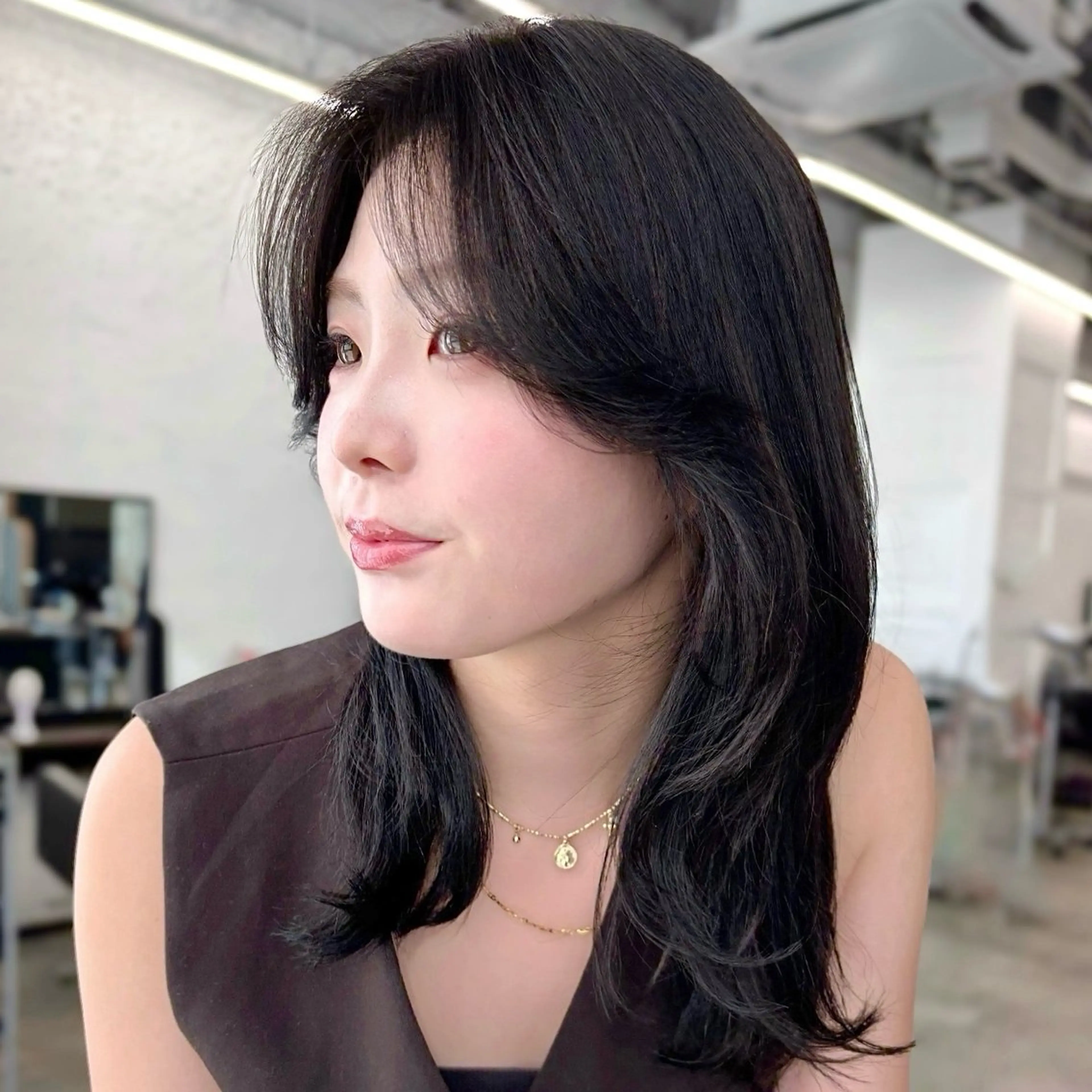 ミディアム カラー ミディアムレイヤー レイヤーカット 似合わせカット 顔まわり🥨レイヤー /透明感/まいなのヘアスタイル