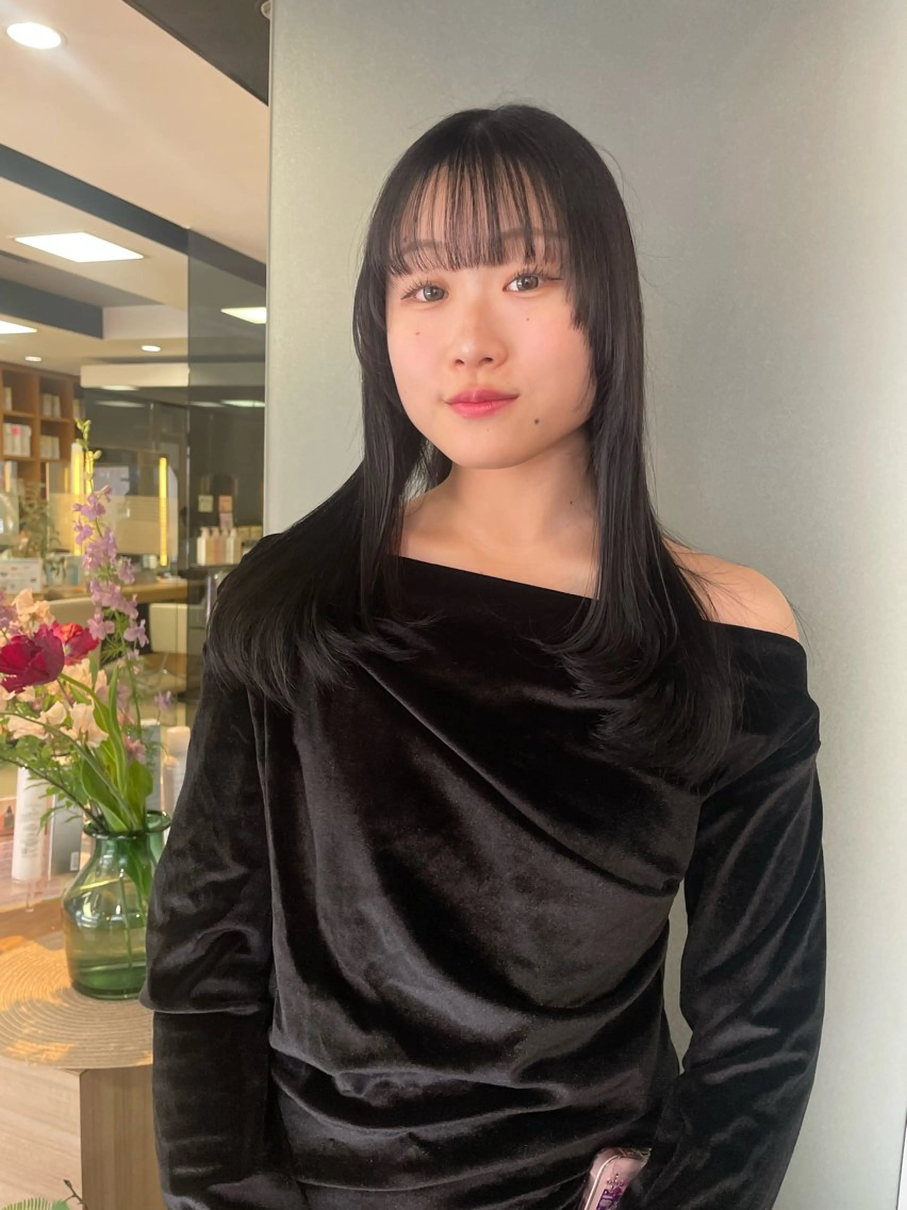 ミディアム カラー カット ヘアカラー トリートメント ハイトーン/レイヤー 似合わせ・ユキノのヘアスタイル