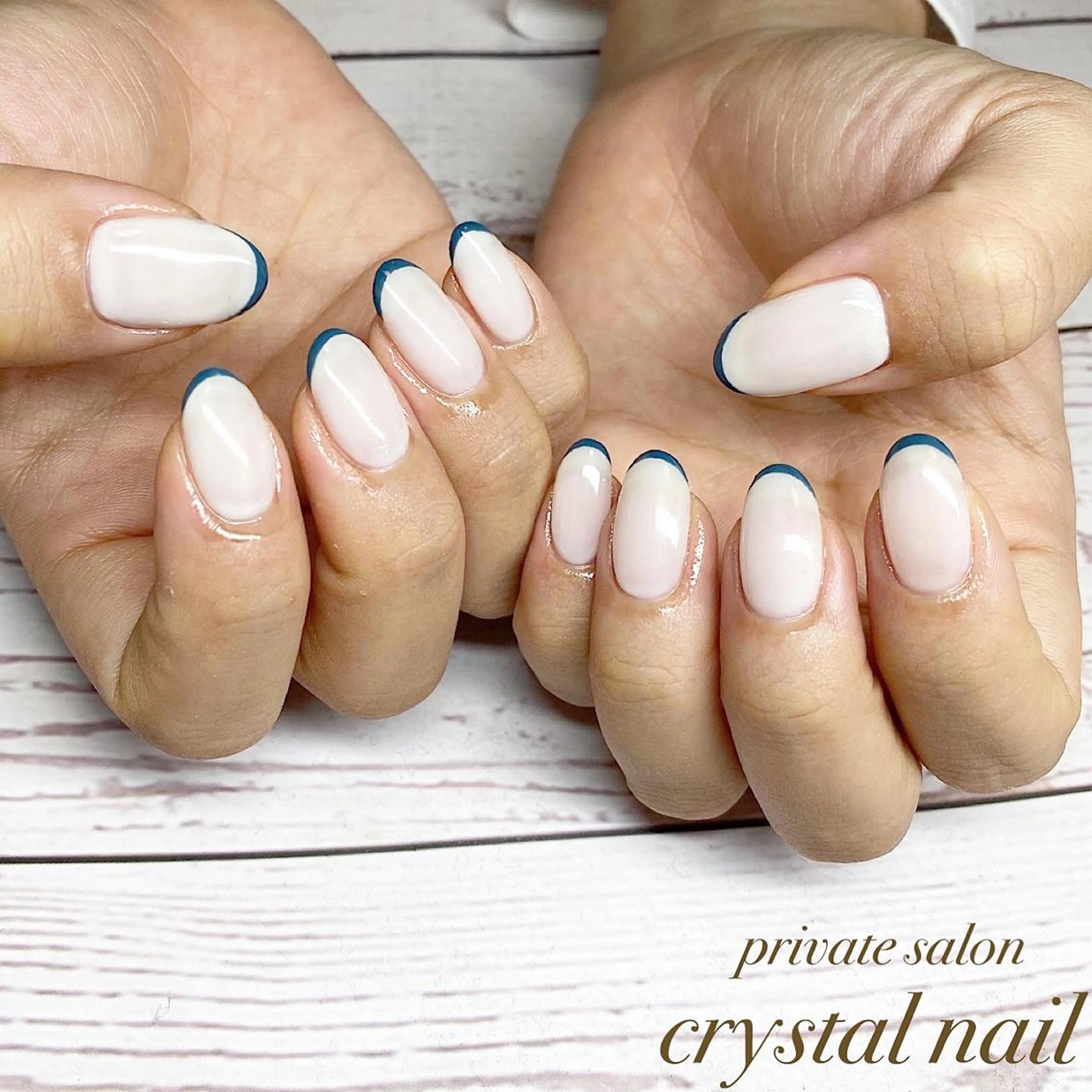 ネイル フレンチネイル ネイビー Crystal Nailのネイルデザイン