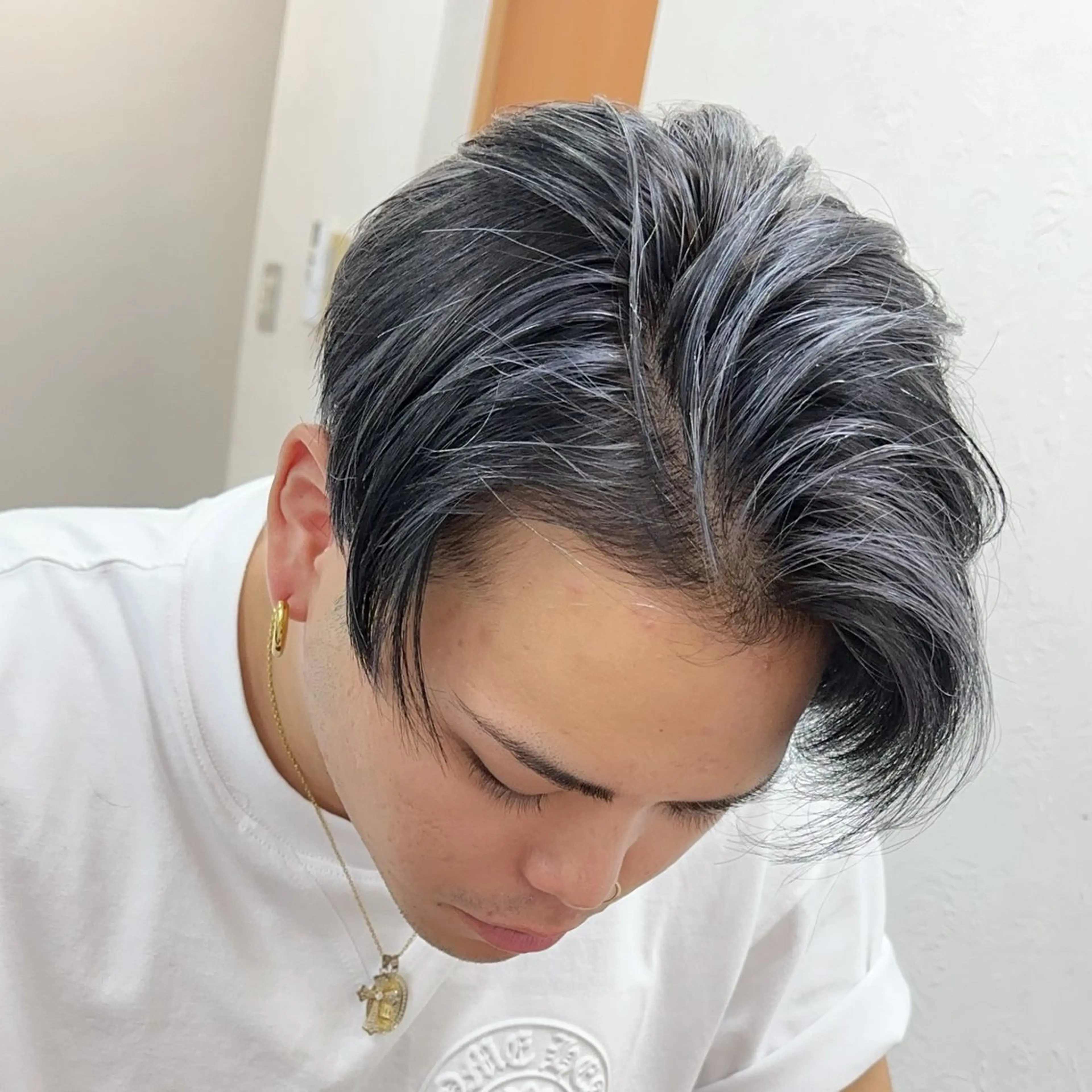 メンズ ヘアカラー 三原 友美のヘアスタイル